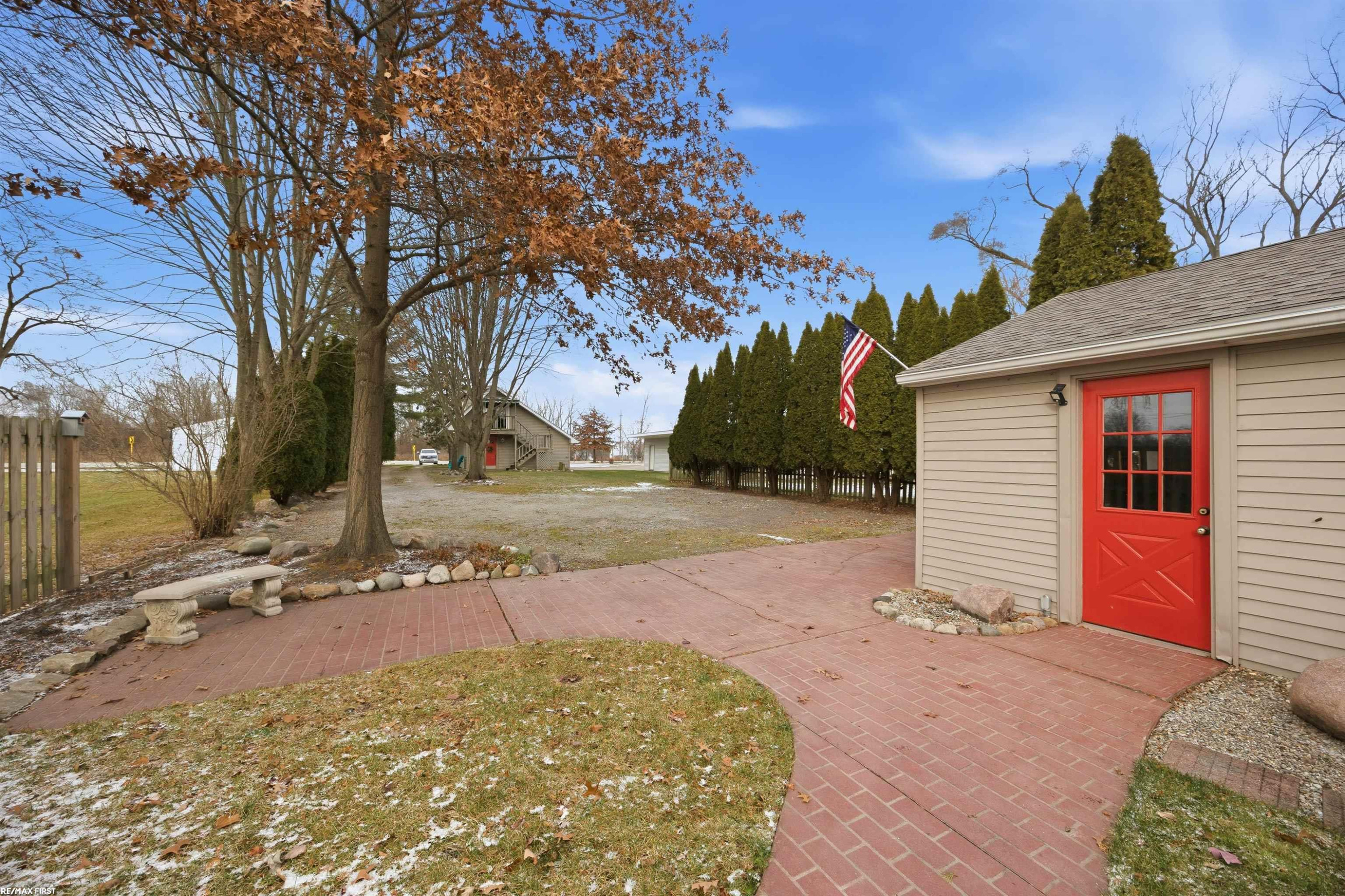 8401 River Road, MI — Photo 52