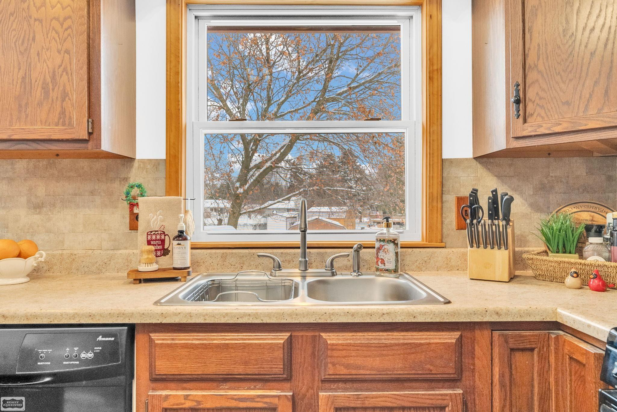 415 W Winds Drive, Almont, MI 48003 — Photo 20