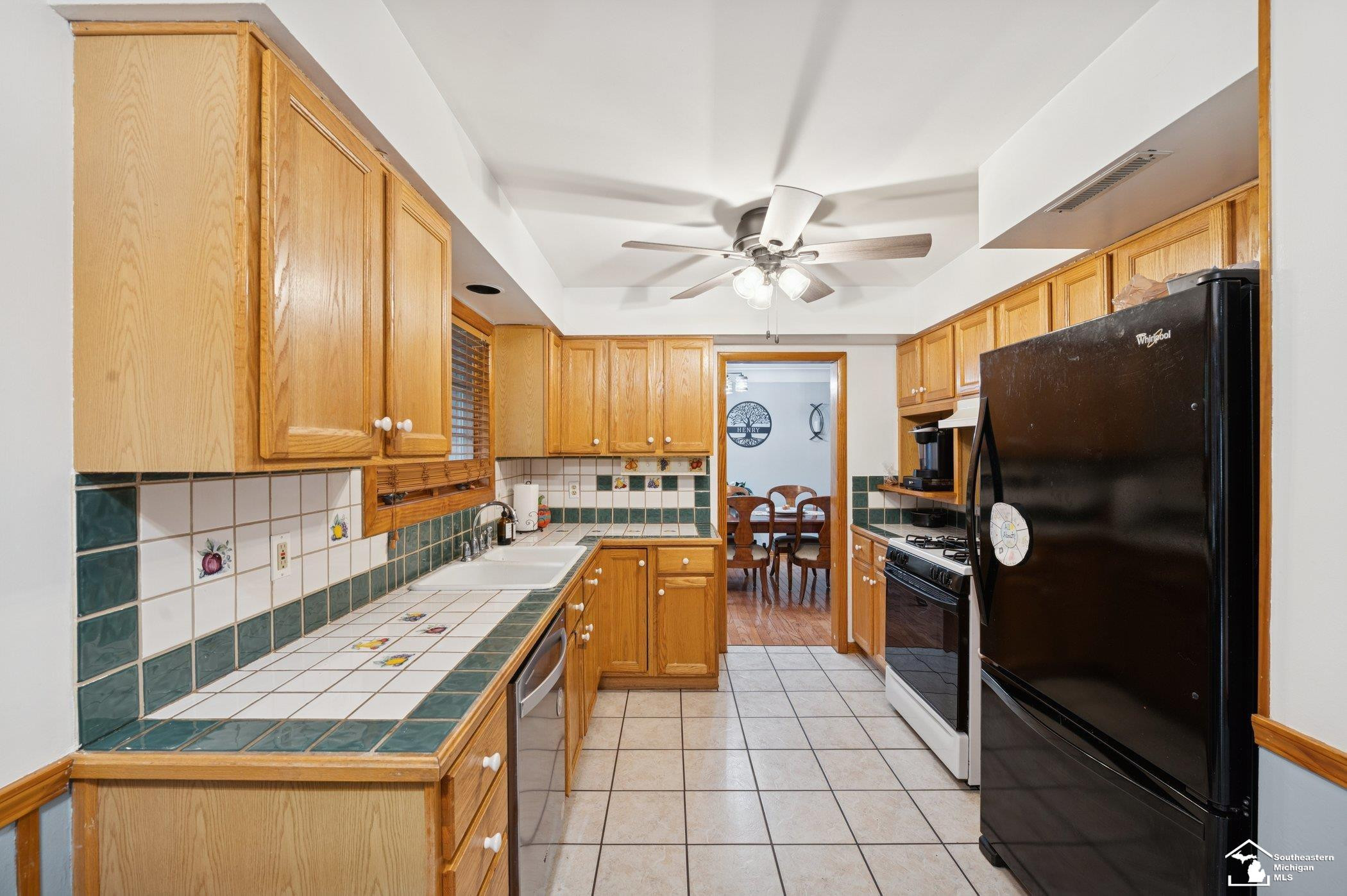 7227 Kenilworth Drive, Lambertville, MI 48144 — Photo 10