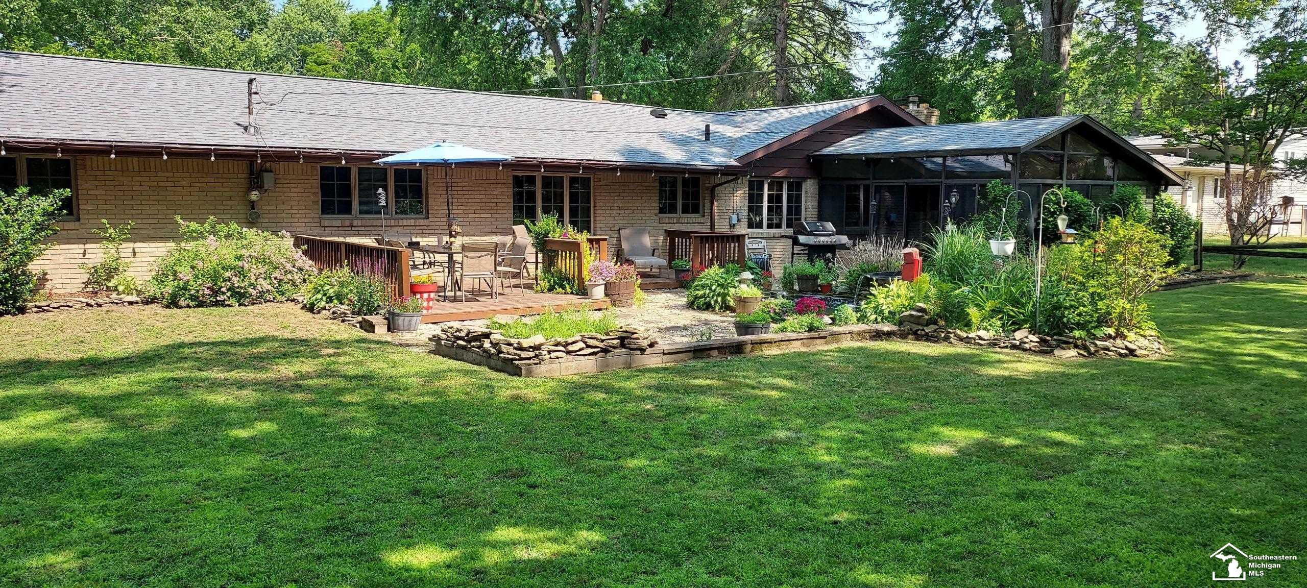 7227 Kenilworth Drive, Lambertville, MI 48144 — Photo 38