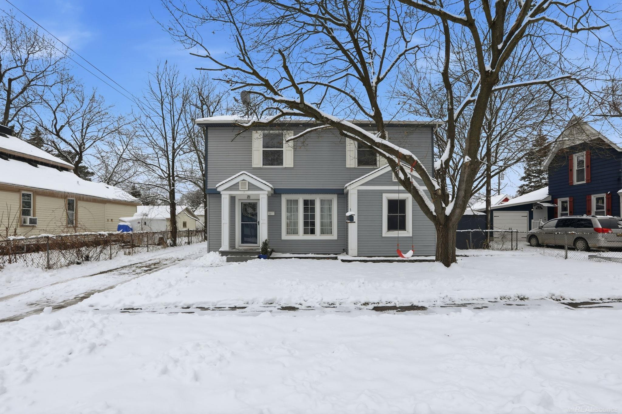 21 N Andrews Street, Lake Orion, MI 48362 — front exterior