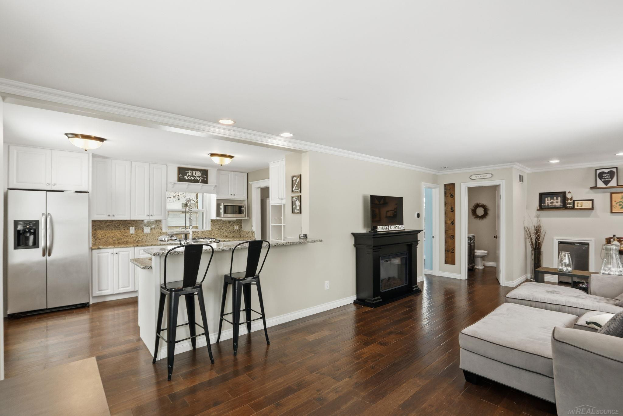 21 N Andrews Street, Lake Orion, MI 48362 — Photo 10
