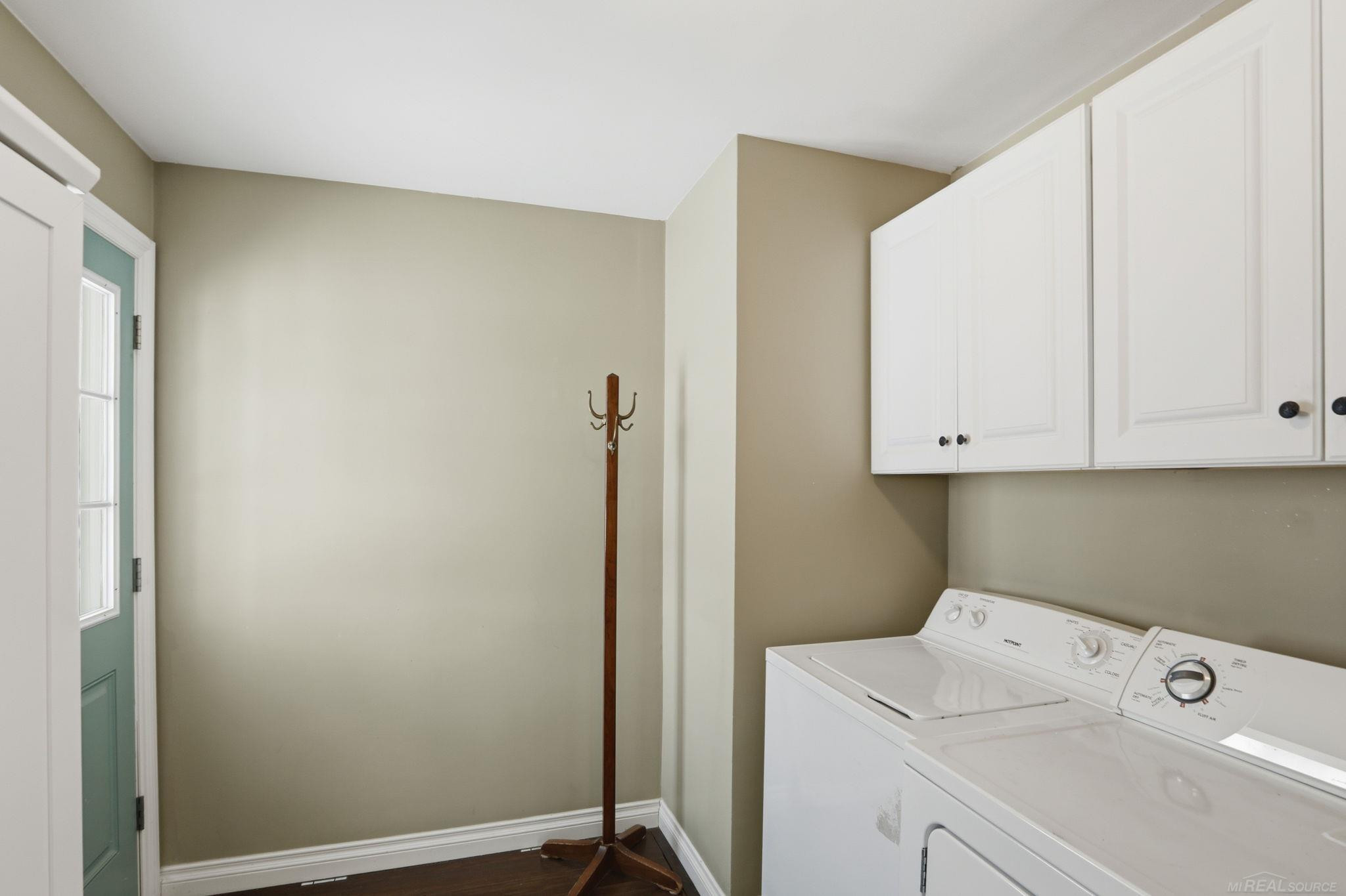 21 N Andrews Street, Lake Orion, MI 48362 — Photo 14