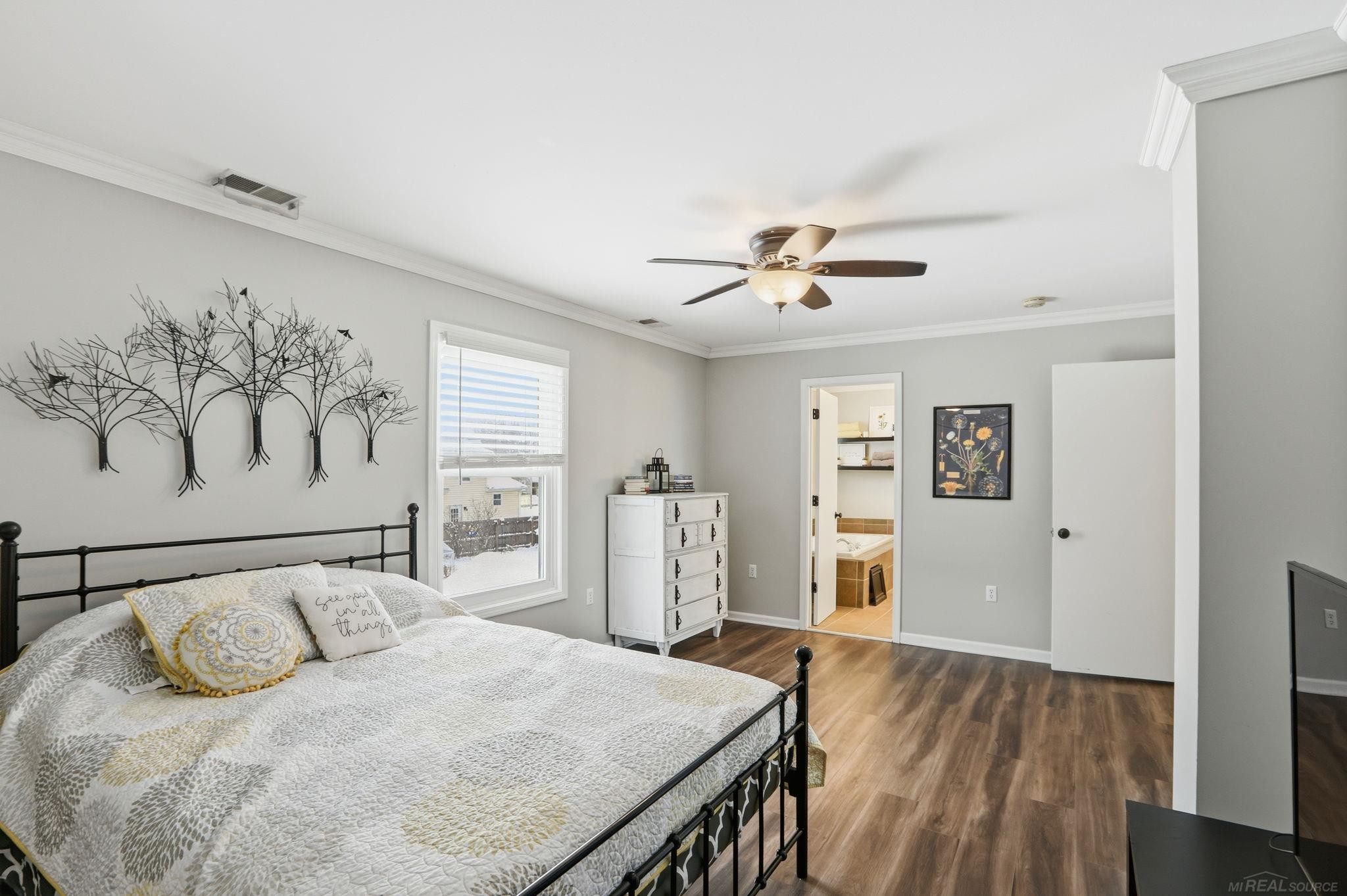 21 N Andrews Street, Lake Orion, MI 48362 — Photo 17