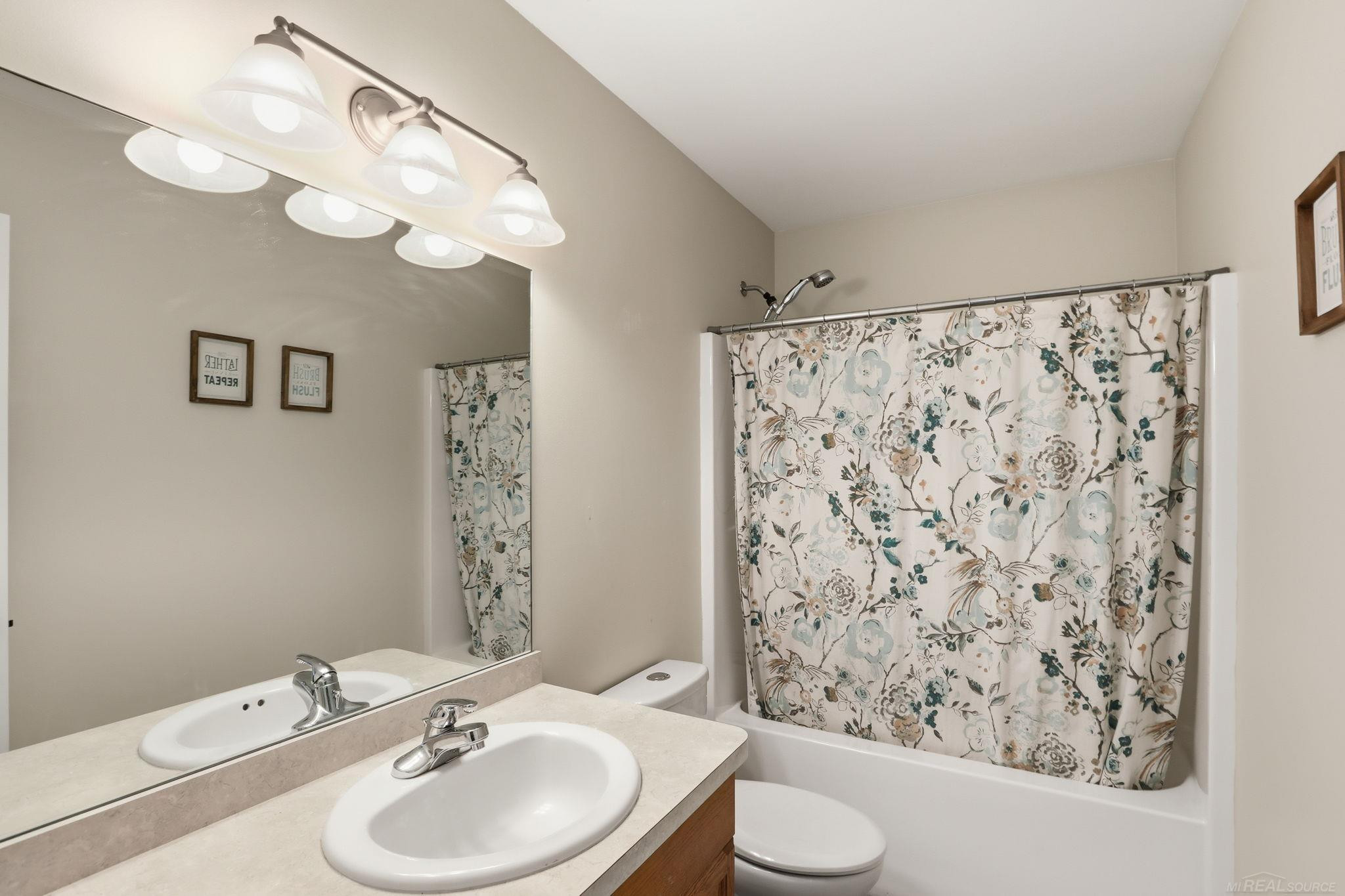 21 N Andrews Street, Lake Orion, MI 48362 — Photo 21