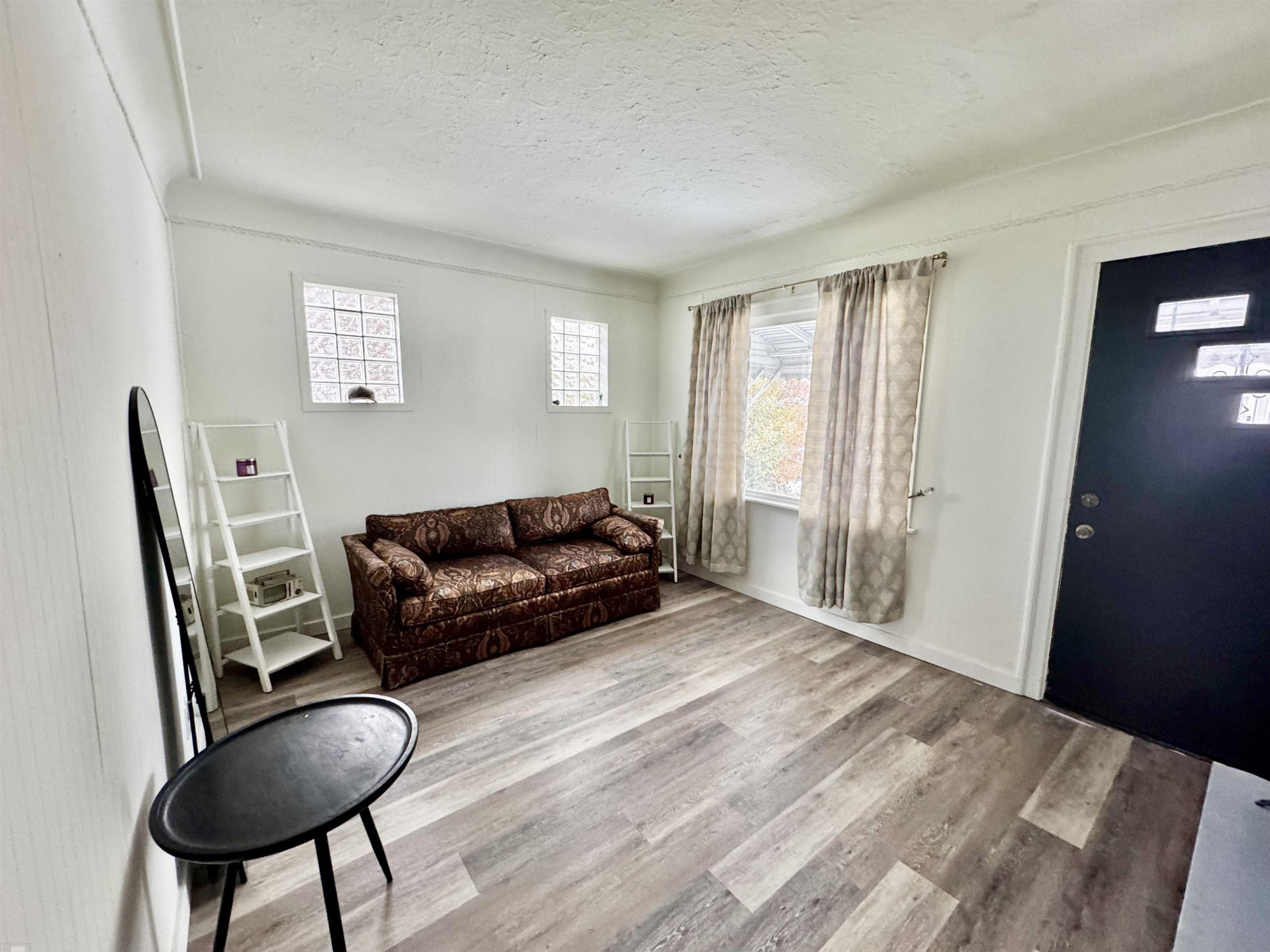 5210 Farmbrook Street, Detroit, MI 48224 — Photo 8