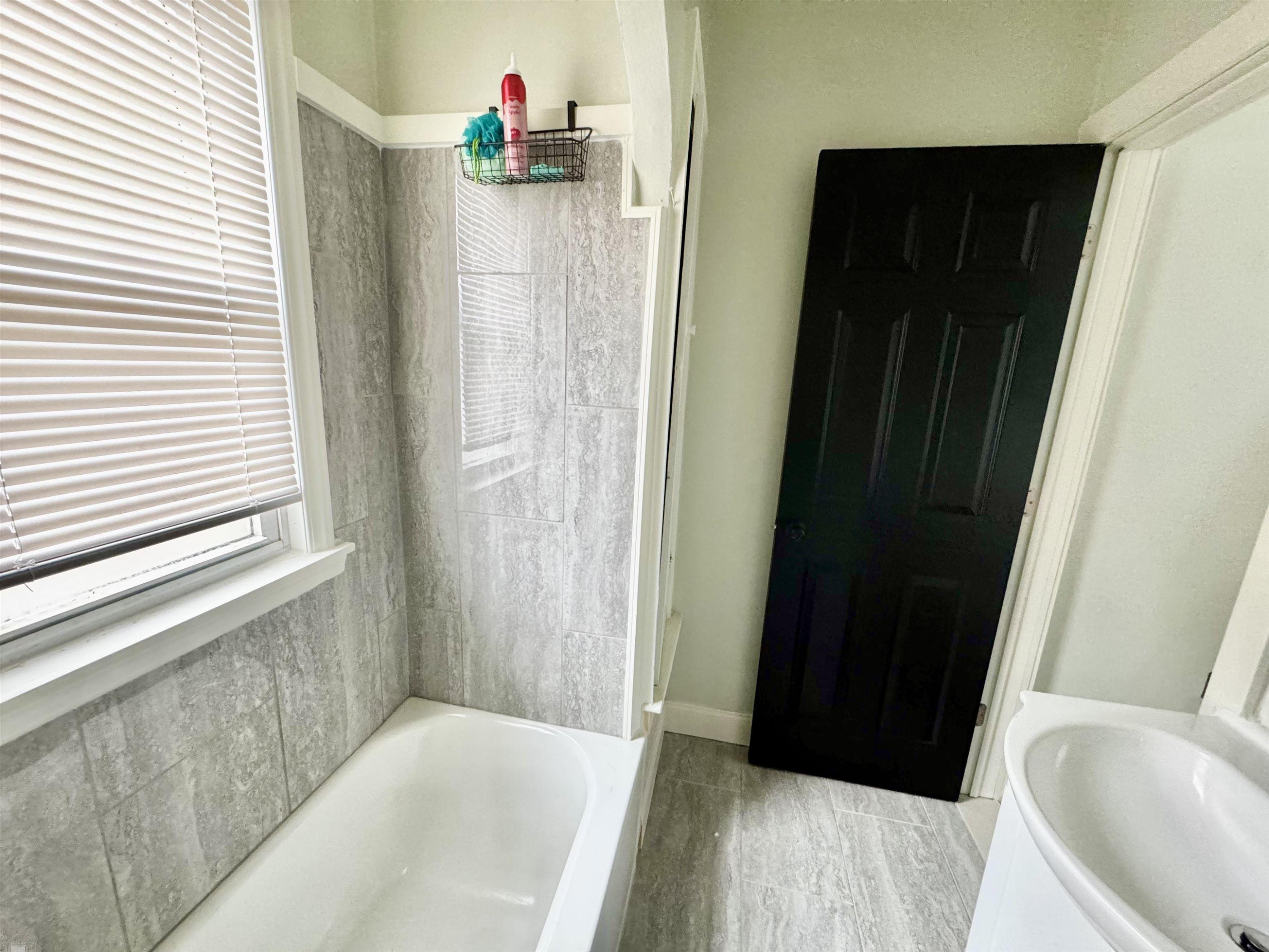 5210 Farmbrook Street, Detroit, MI 48224 — Photo 18