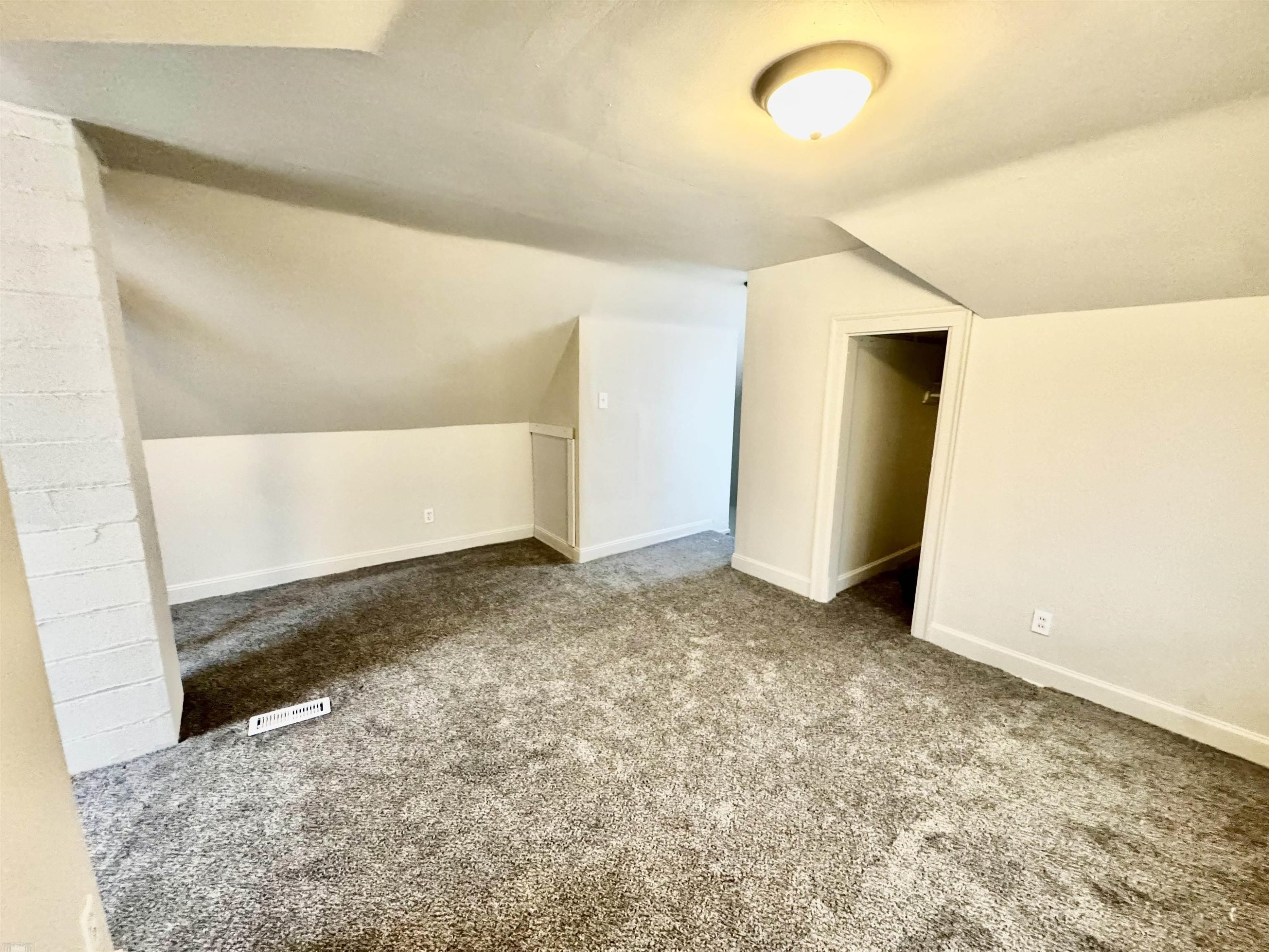 5210 Farmbrook Street, Detroit, MI 48224 — Photo 27