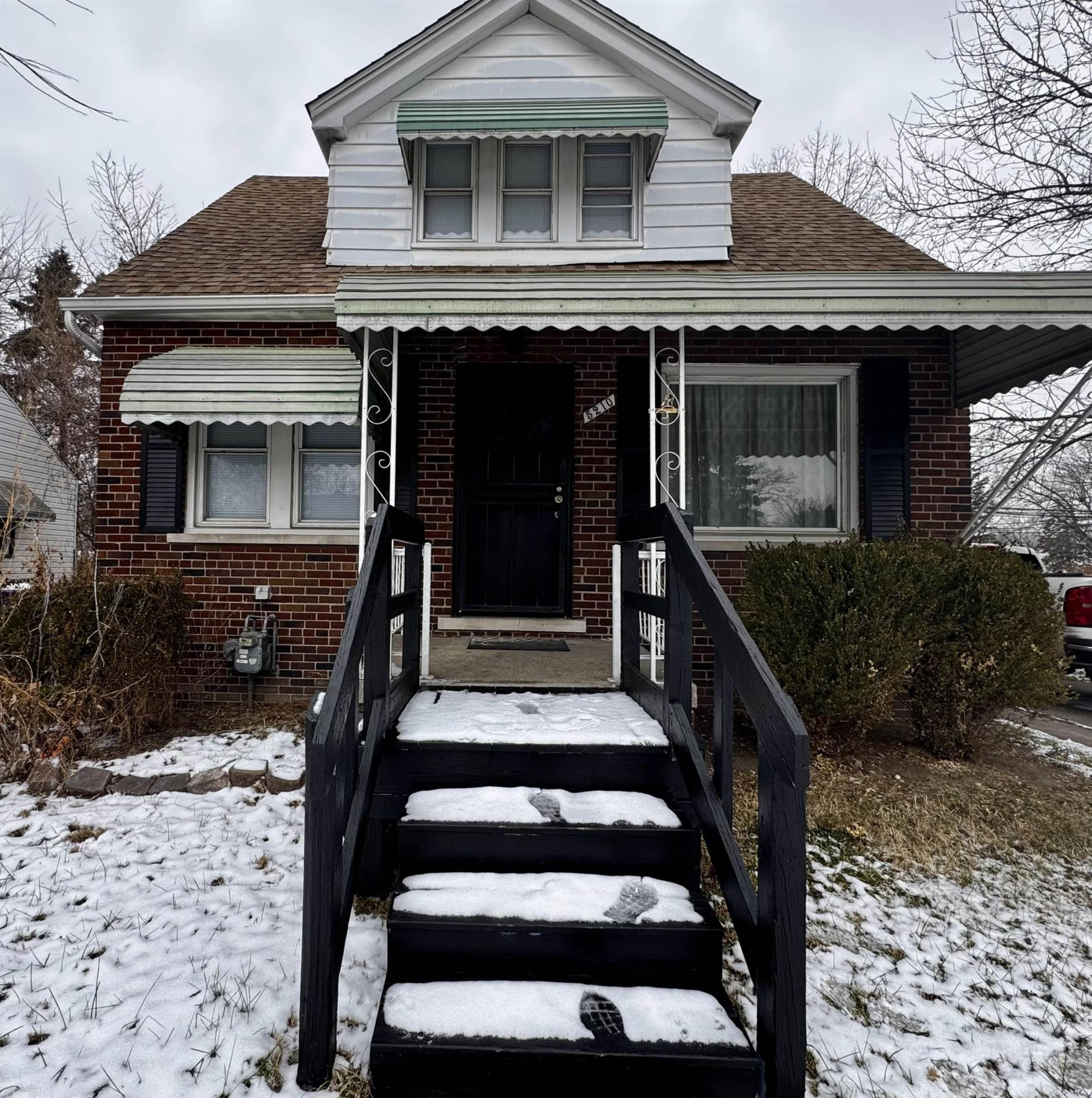 5210 Farmbrook Street, Detroit, MI 48224 — Photo 5