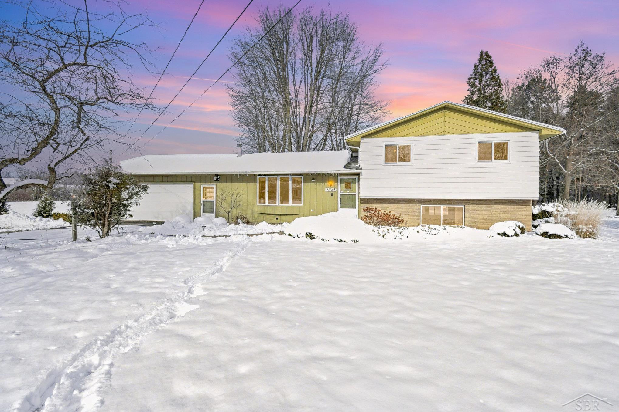2347 Amelith Road, Bay City, MI 48706 — front exterior