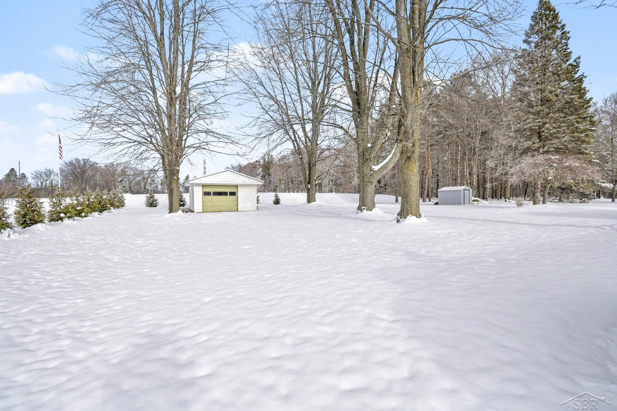 2347 Amelith Road, Bay City, MI 48706 — Photo 26