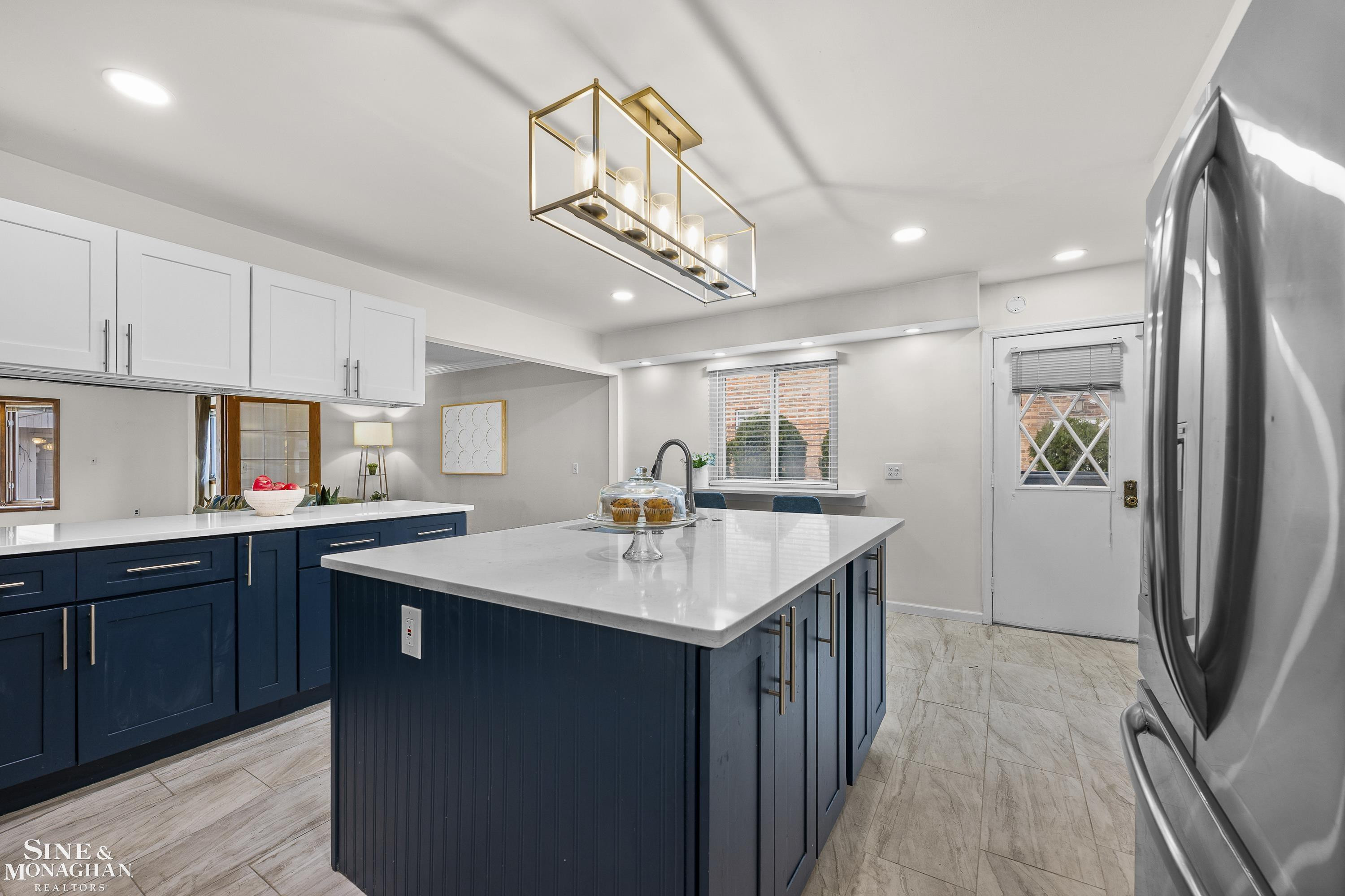 65 Vernier Road, Grosse Pointe Shores, MI 48236 — Photo 8