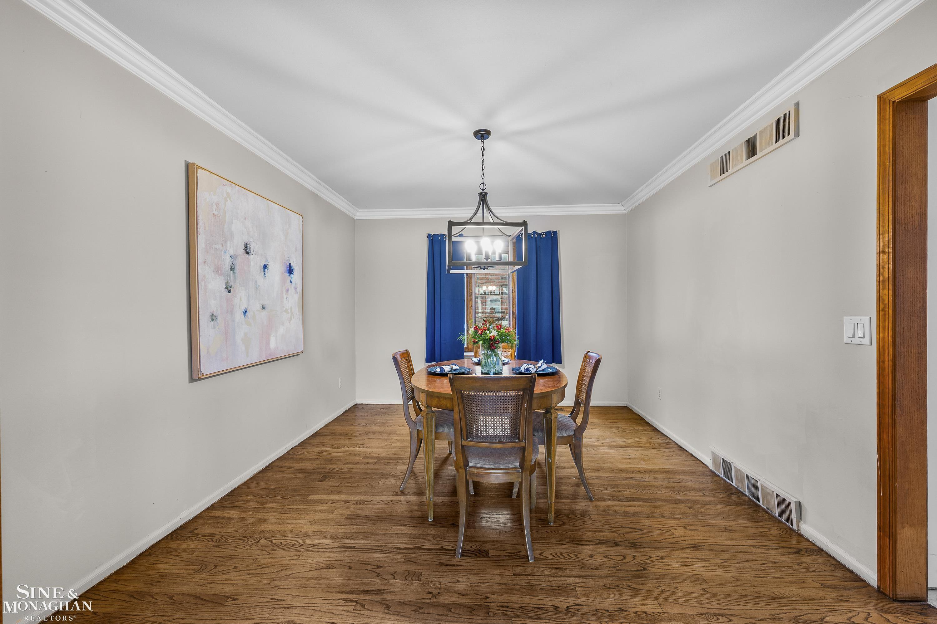 65 Vernier Road, Grosse Pointe Shores, MI 48236 — Photo 12