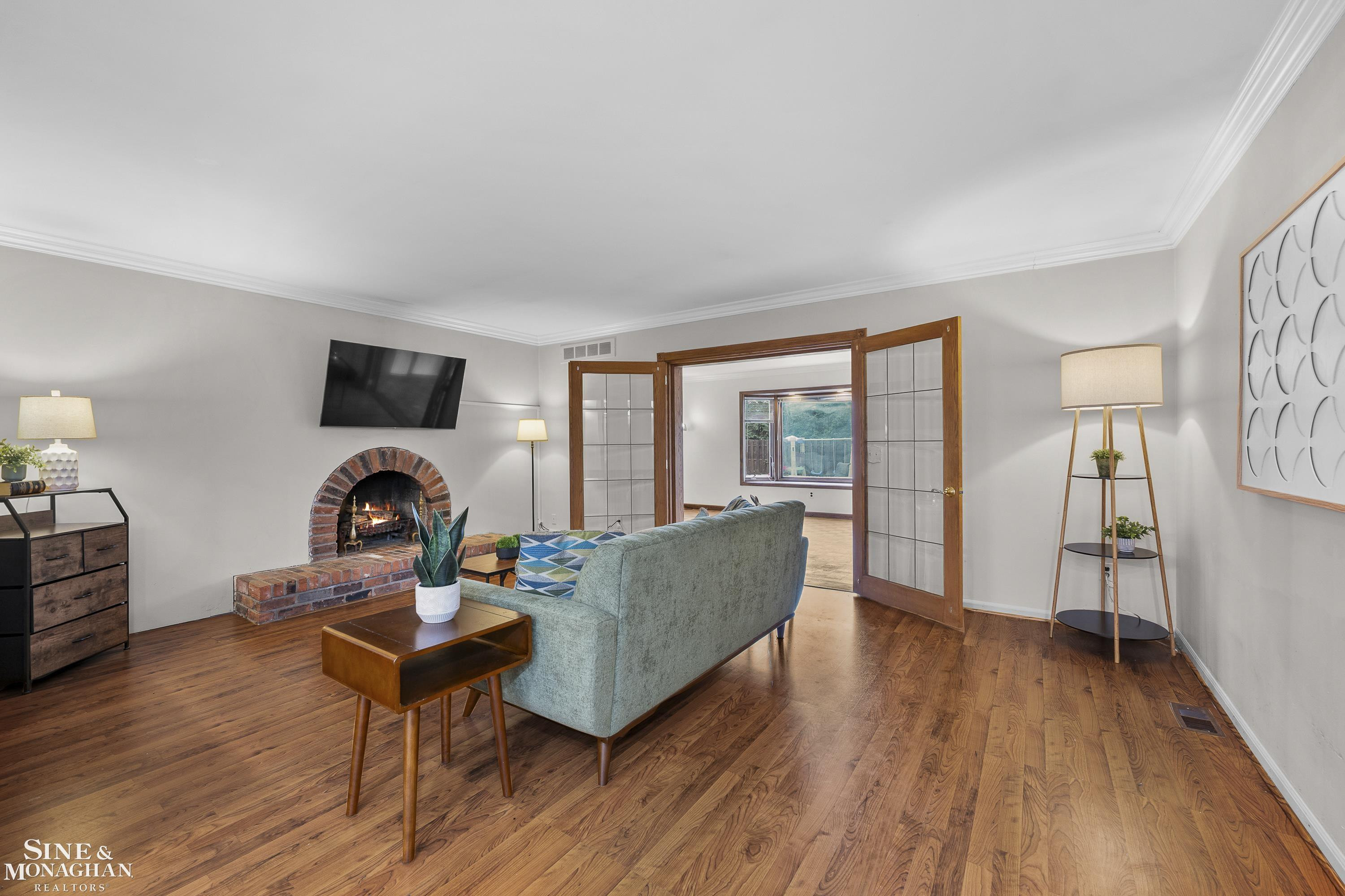 65 Vernier Road, Grosse Pointe Shores, MI 48236 — Photo 14