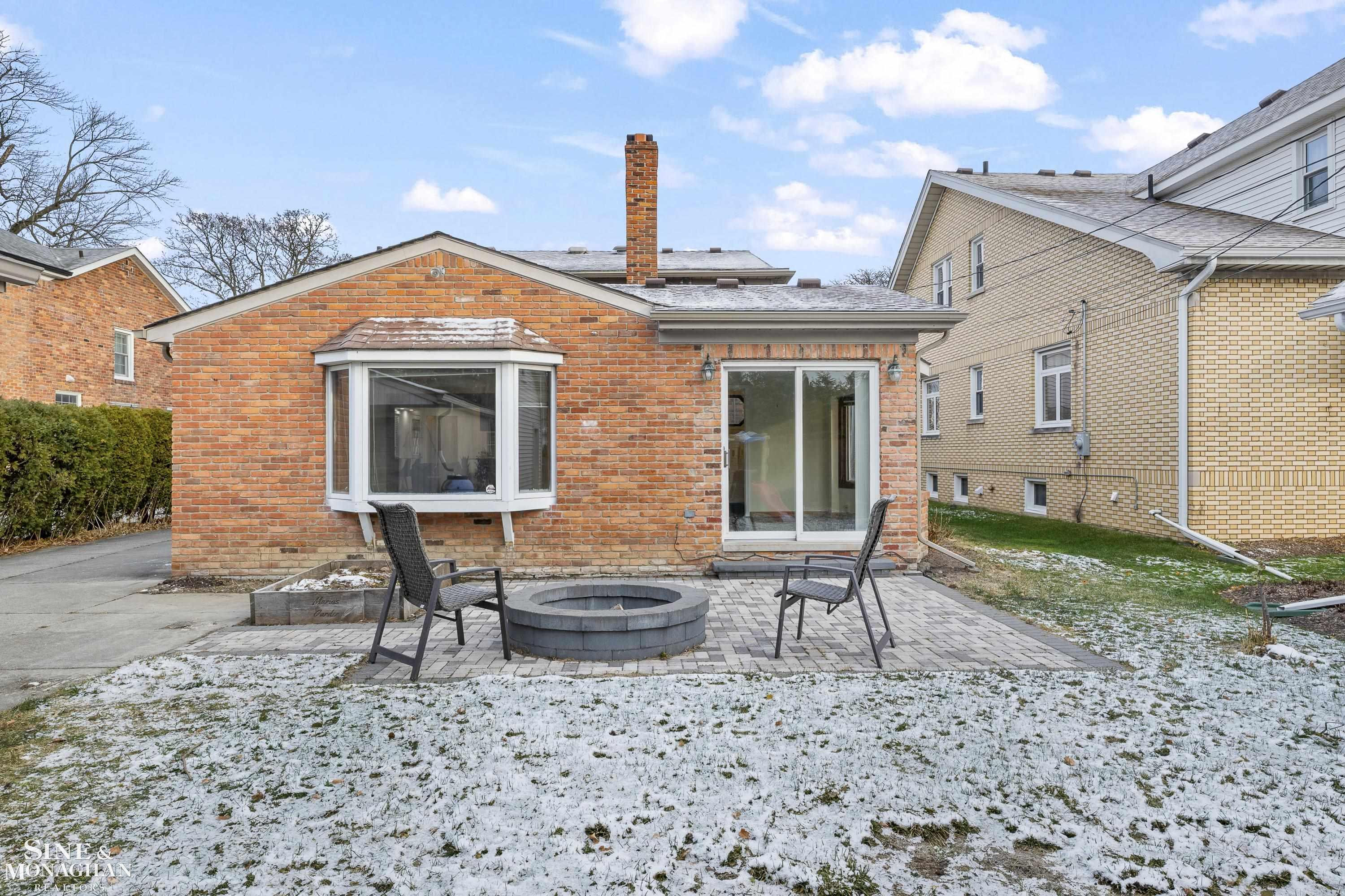 65 Vernier Road, Grosse Pointe Shores, MI 48236 — Photo 28
