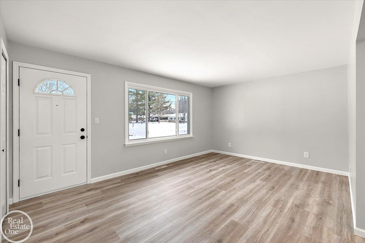 4490 Marcella Drive, Shelby Twp, MI 48317 — Photo 15