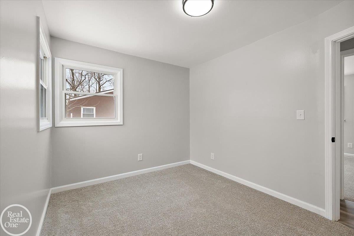 4490 Marcella Drive, Shelby Twp, MI 48317 — Photo 30