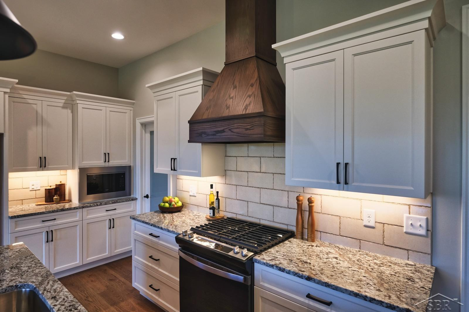 4265 Village Green Drive, Freeland, MI 48623 — Photo 4