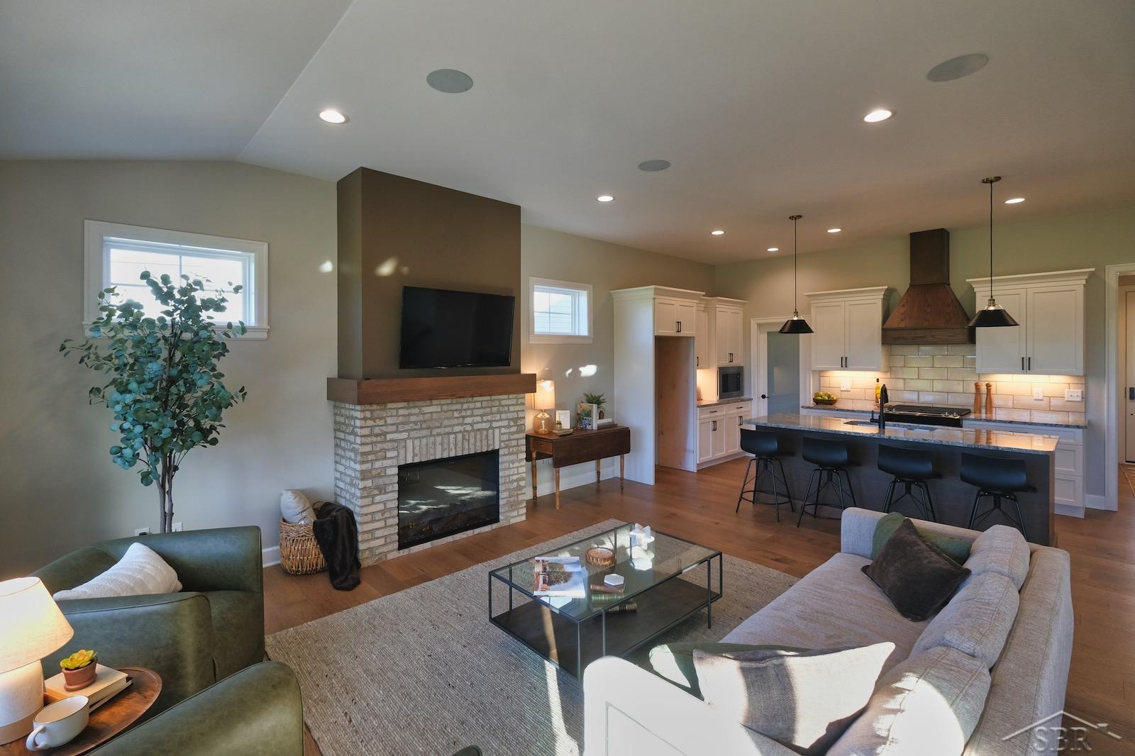 4265 Village Green Drive, Freeland, MI 48623 — Photo 6