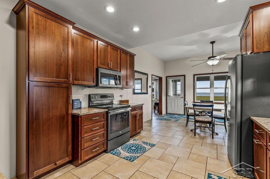 215 Water Street, Harbor Beach, MI 48441 — Photo 6