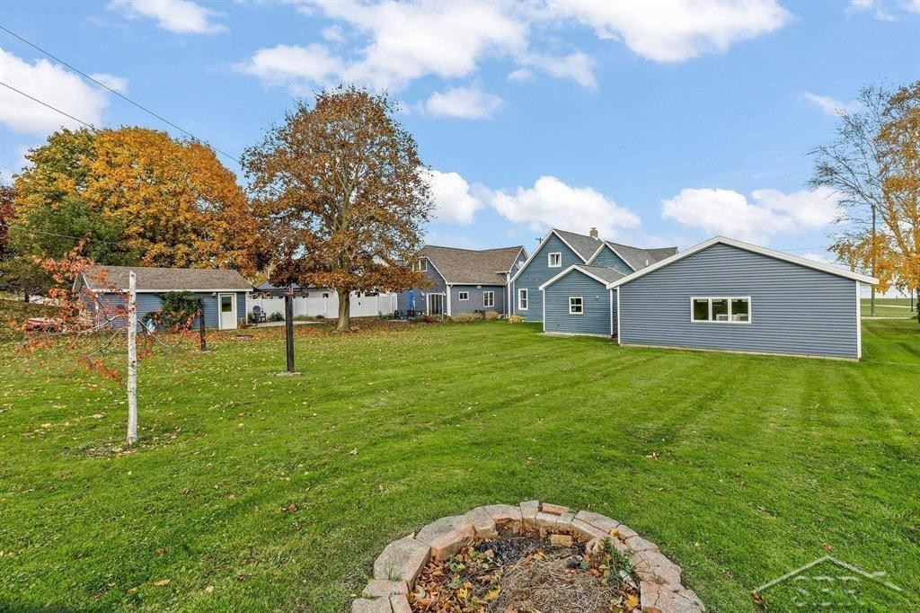 215 Water Street, Harbor Beach, MI 48441 — Photo 16
