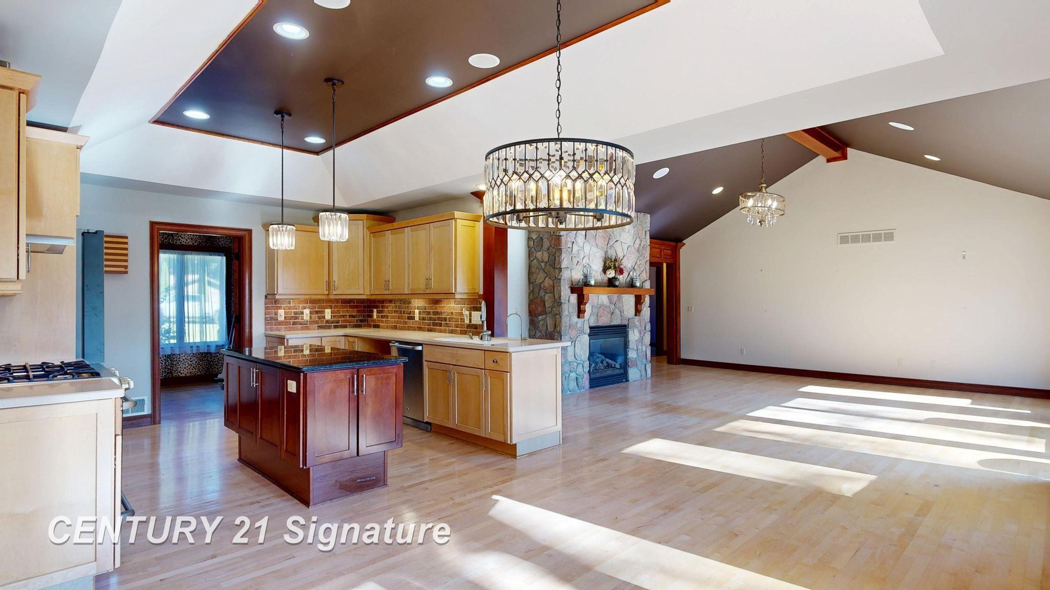 7335 Surfwood Drive, Fenton, MI 48430 — Photo 15