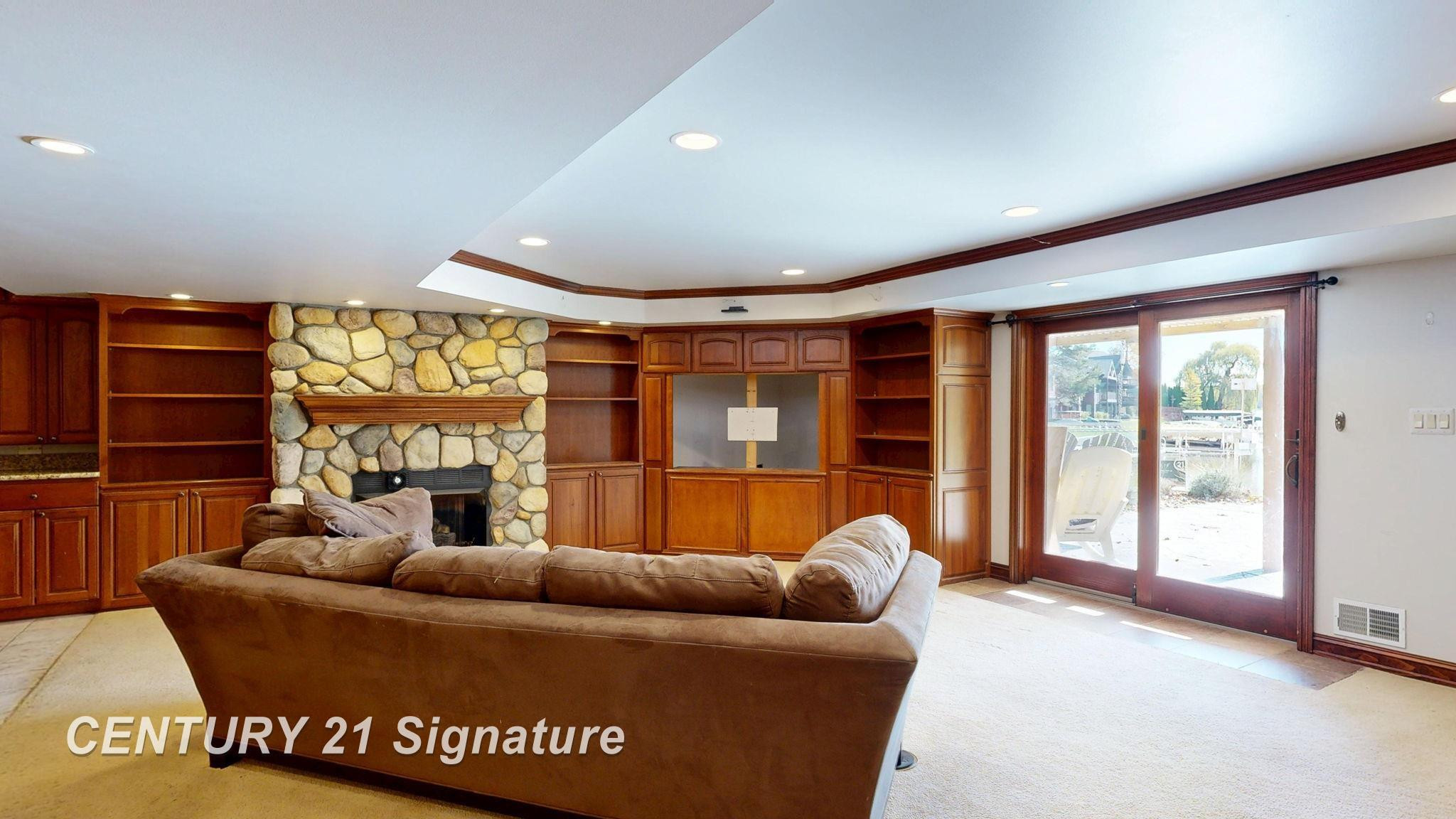 7335 Surfwood Drive, Fenton, MI 48430 — Photo 35