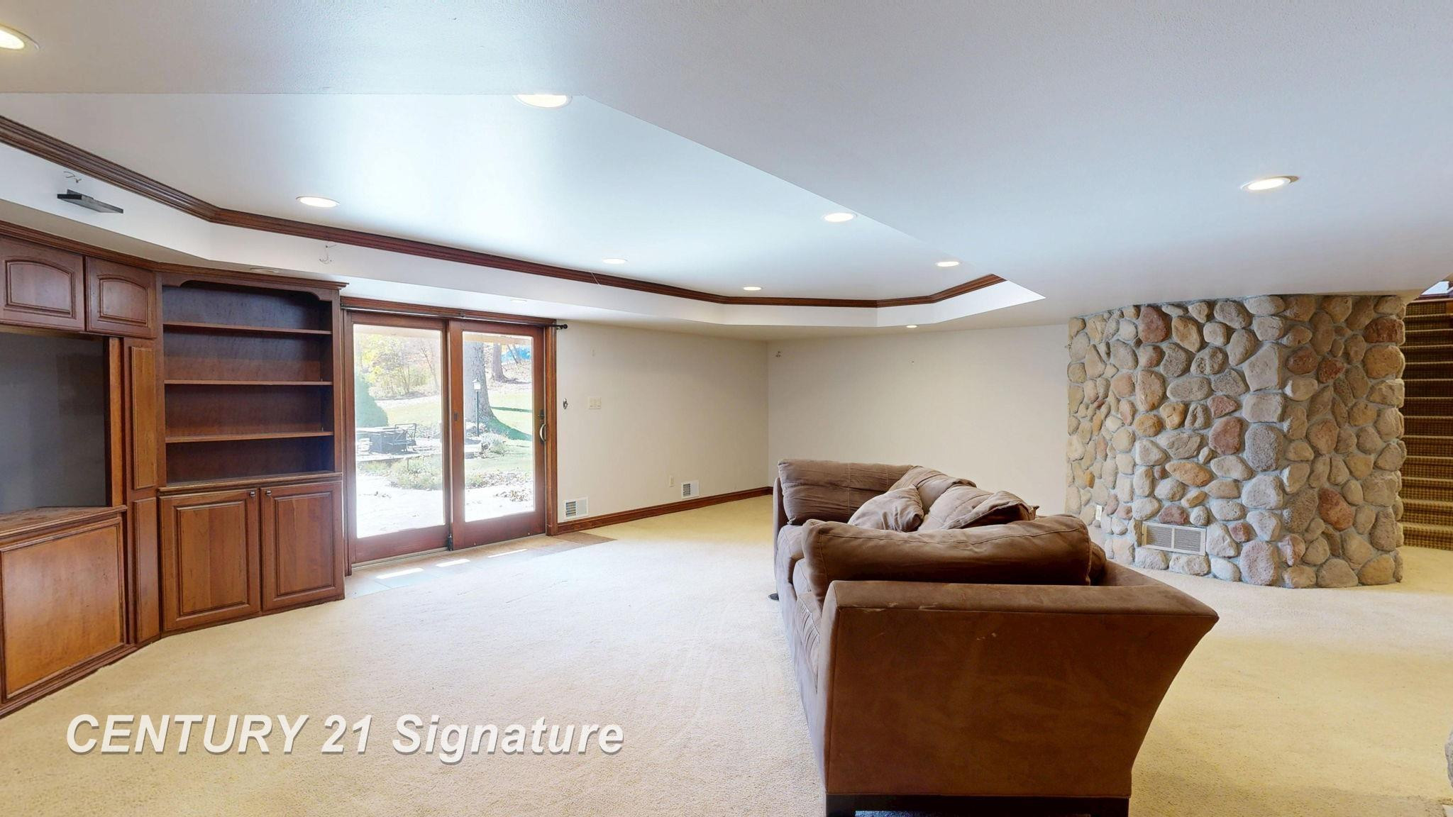 7335 Surfwood Drive, Fenton, MI 48430 — Photo 37