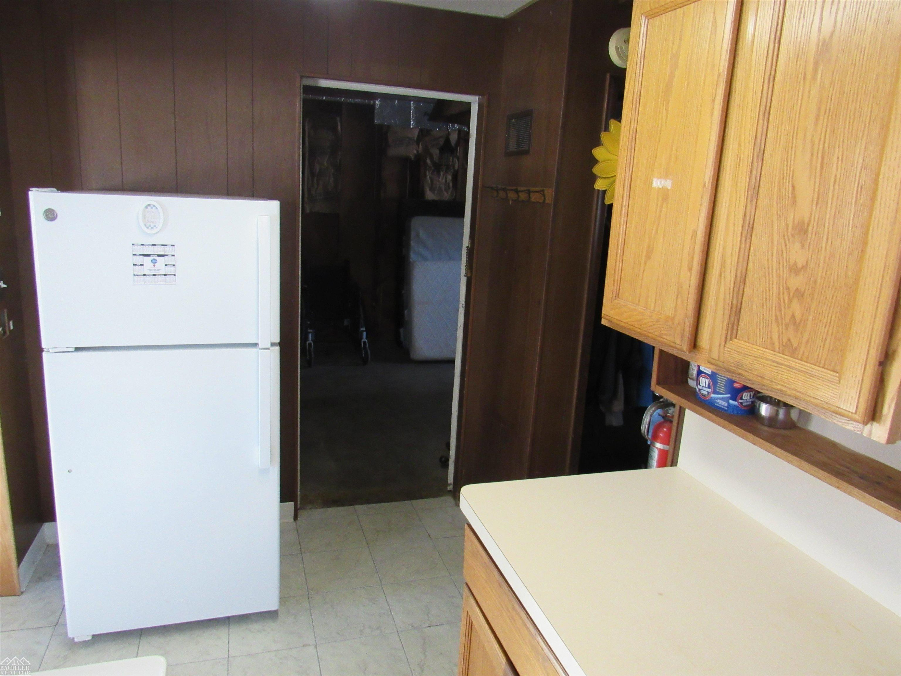 7640 River Road, MI — Photo 10
