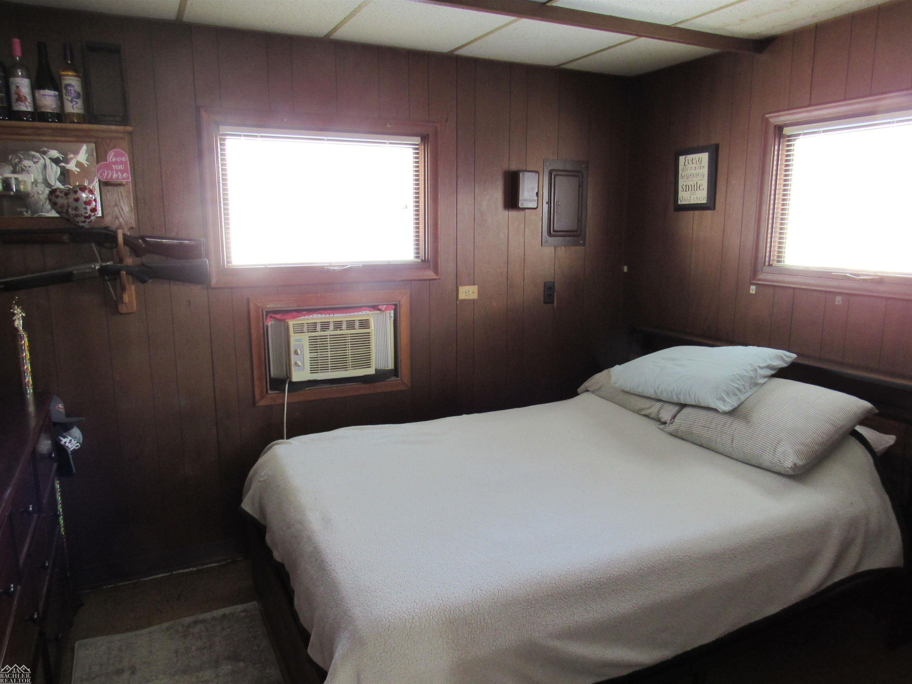 7640 River Road, MI — Photo 12