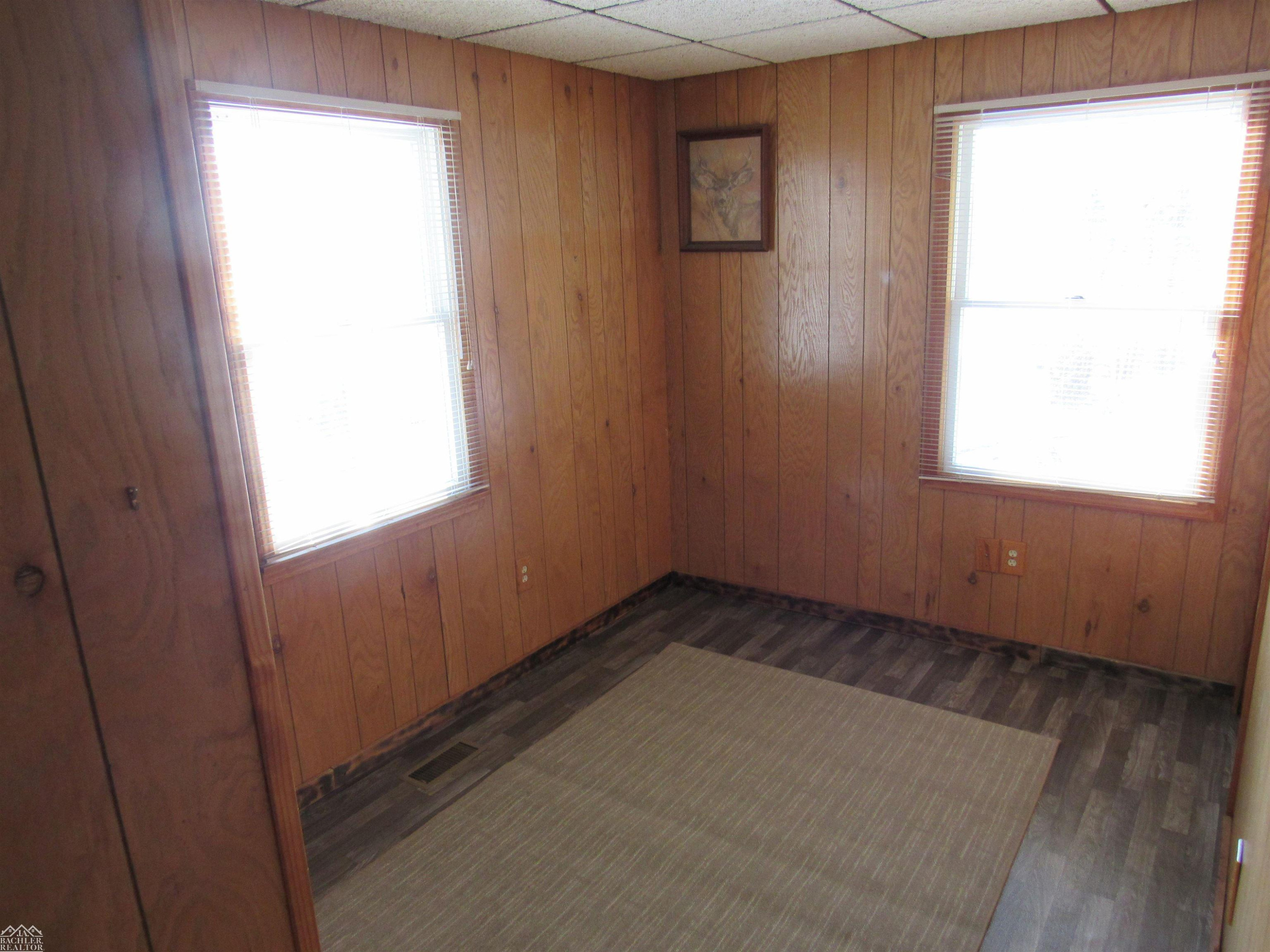 7640 River Road, MI — Photo 17