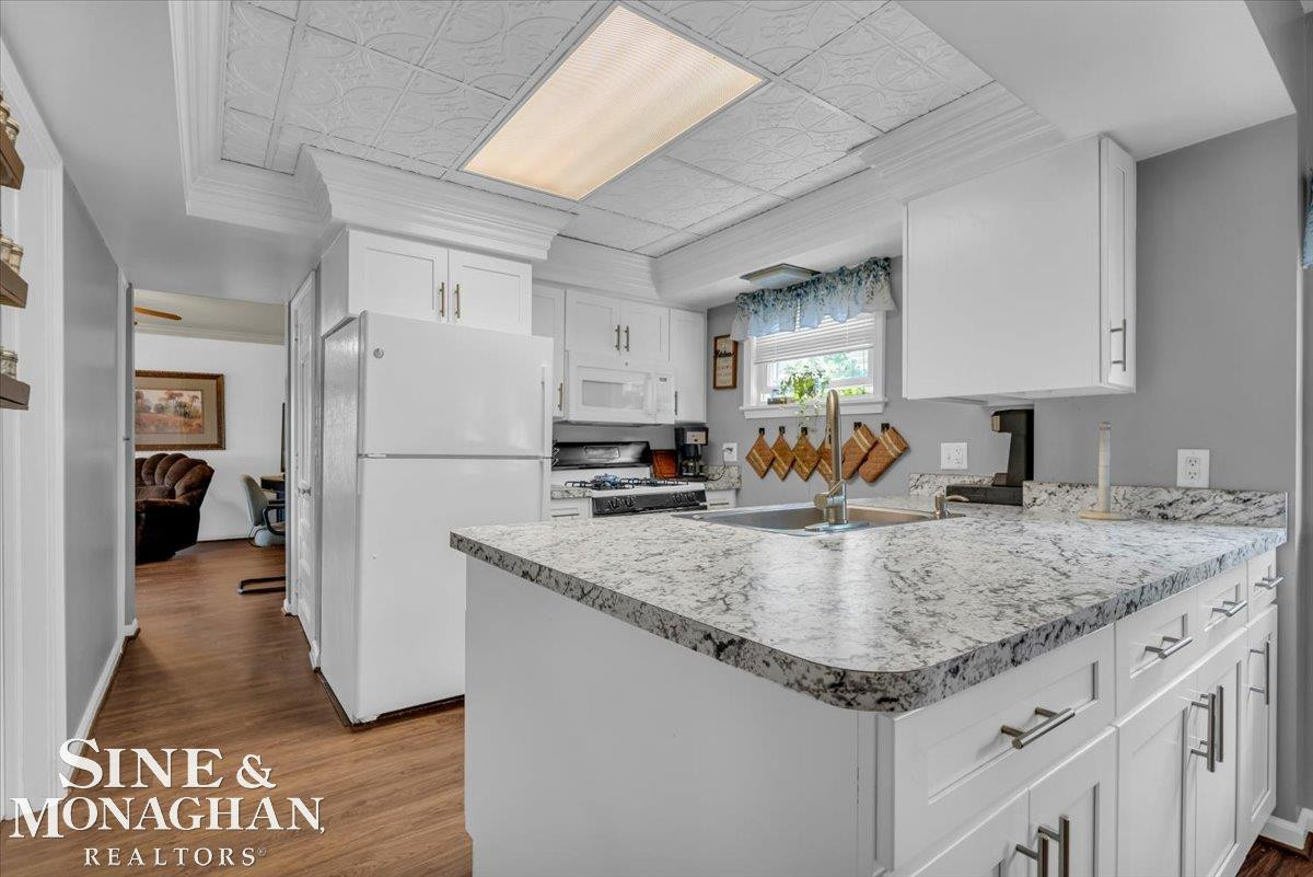 6124 River Road, MI — Photo 10