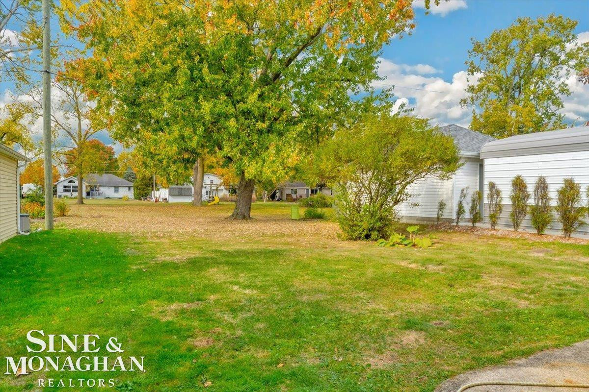 6124 River Road, MI — Photo 40