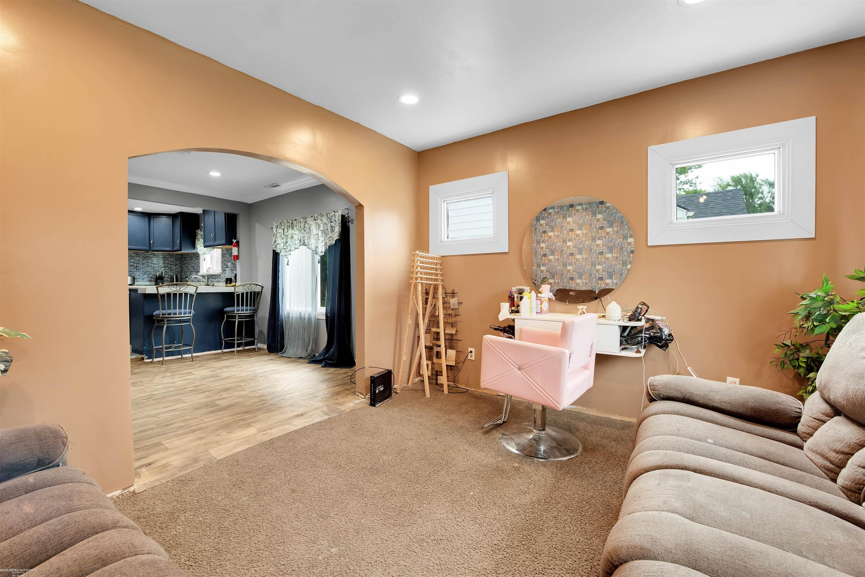 5056 Lafontaine Street, Grosse Pointe, MI 48236 — Photo 11