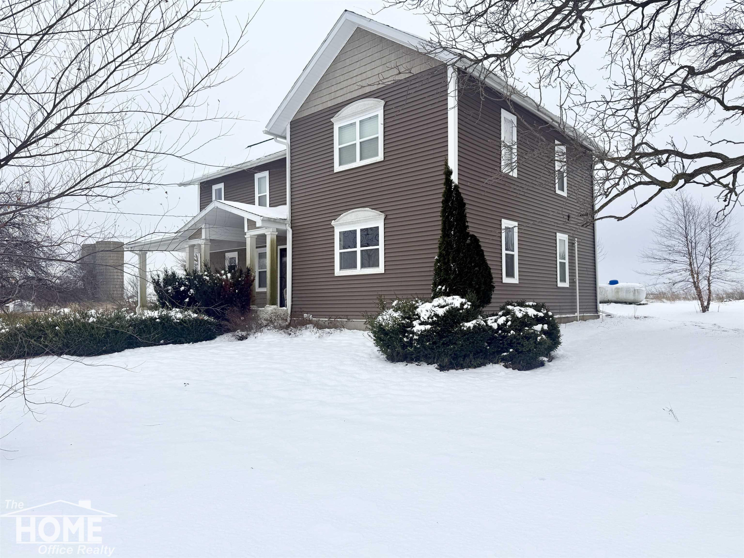 8324 E Goodall Road, Durand, MI 48429 — Photo 36