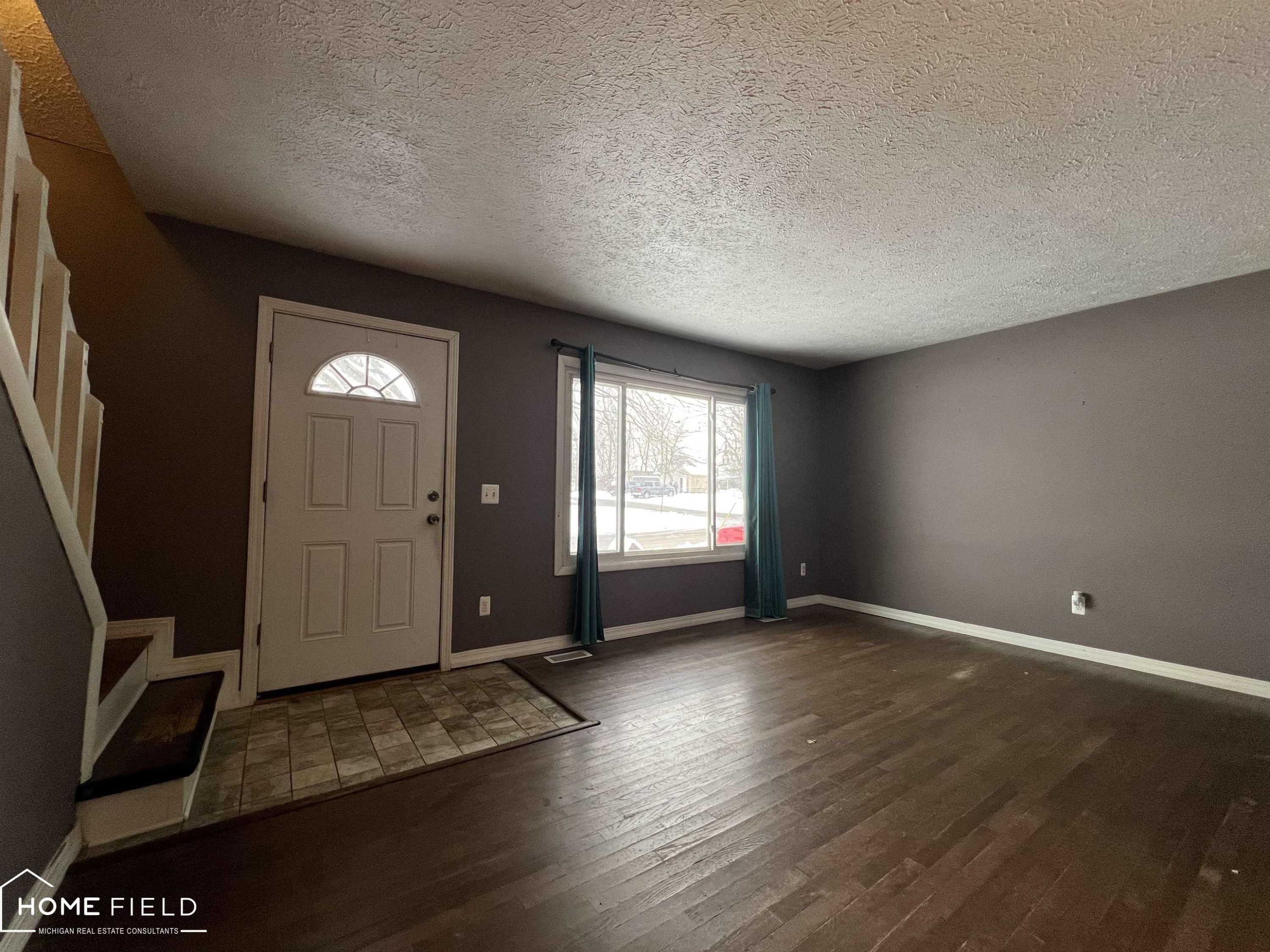 211 Shiawassee Street, Laingsburg, MI 48848 — Photo 5