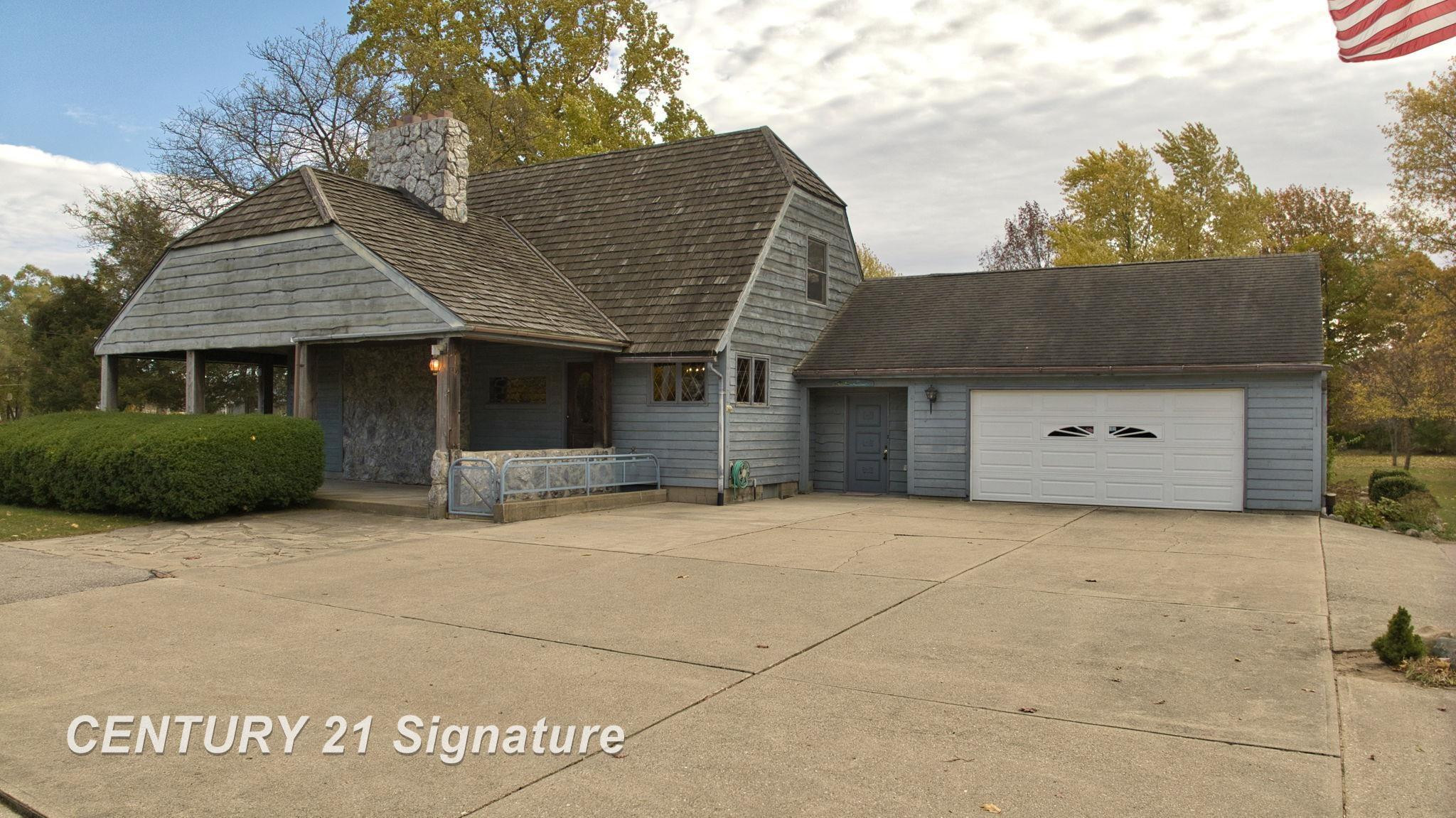 766 S Main Street, Chesaning, MI 48616 — Photo 3