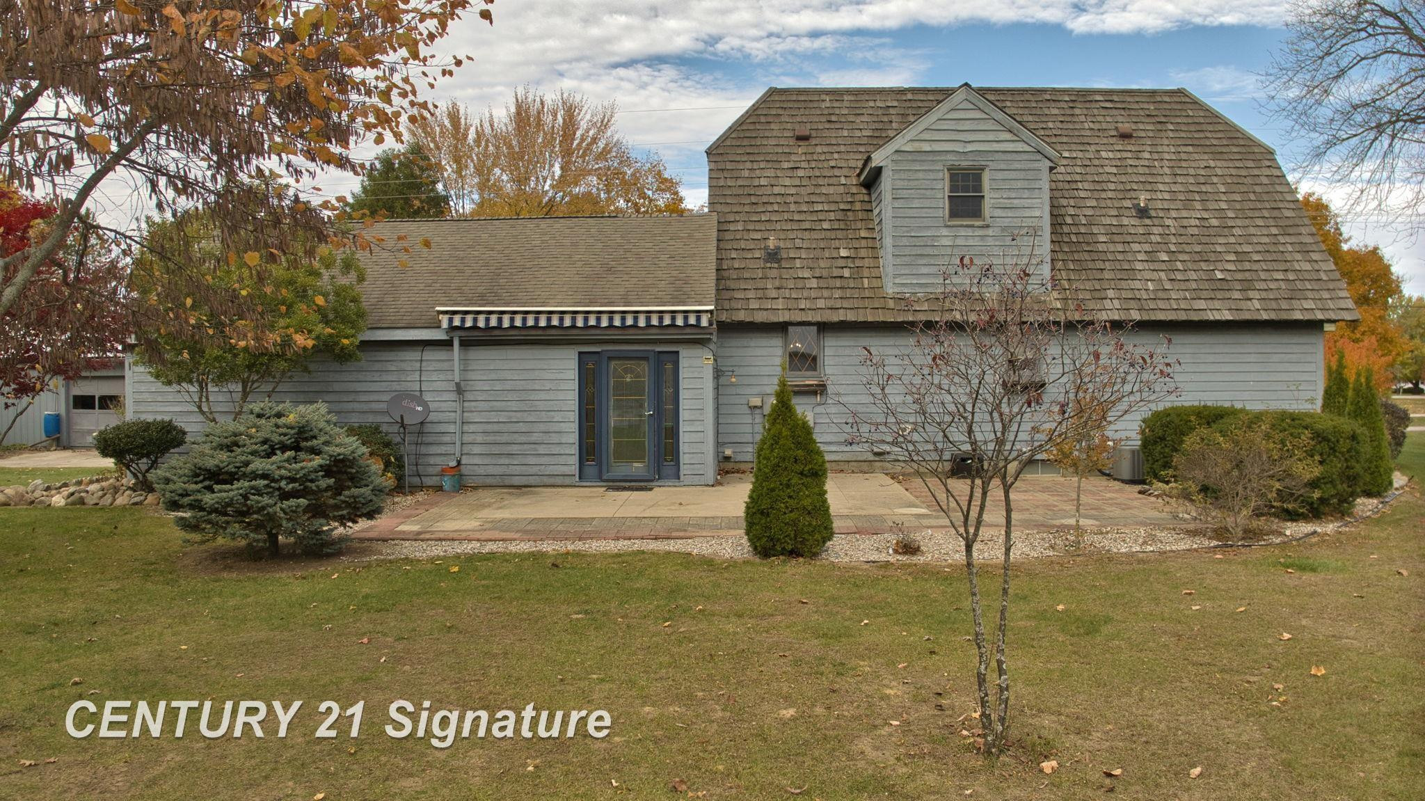 766 S Main Street, Chesaning, MI 48616 — Photo 5