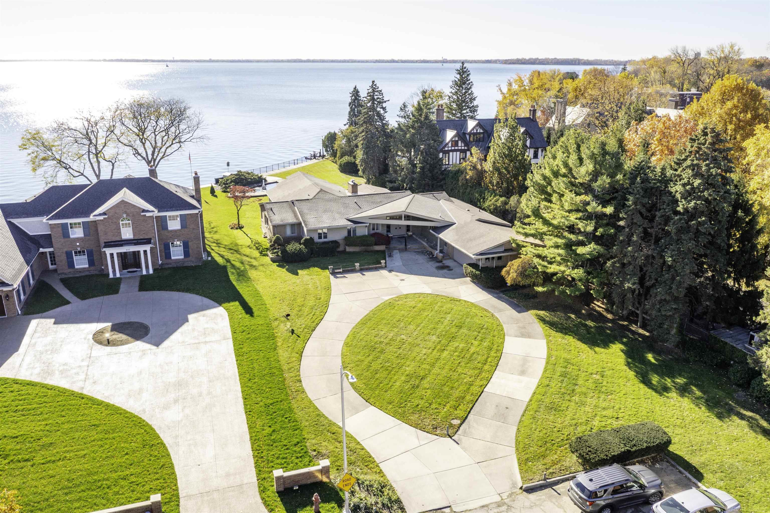 801 Park Lane, Grosse Pointe Park, MI 48230 — Photo 3