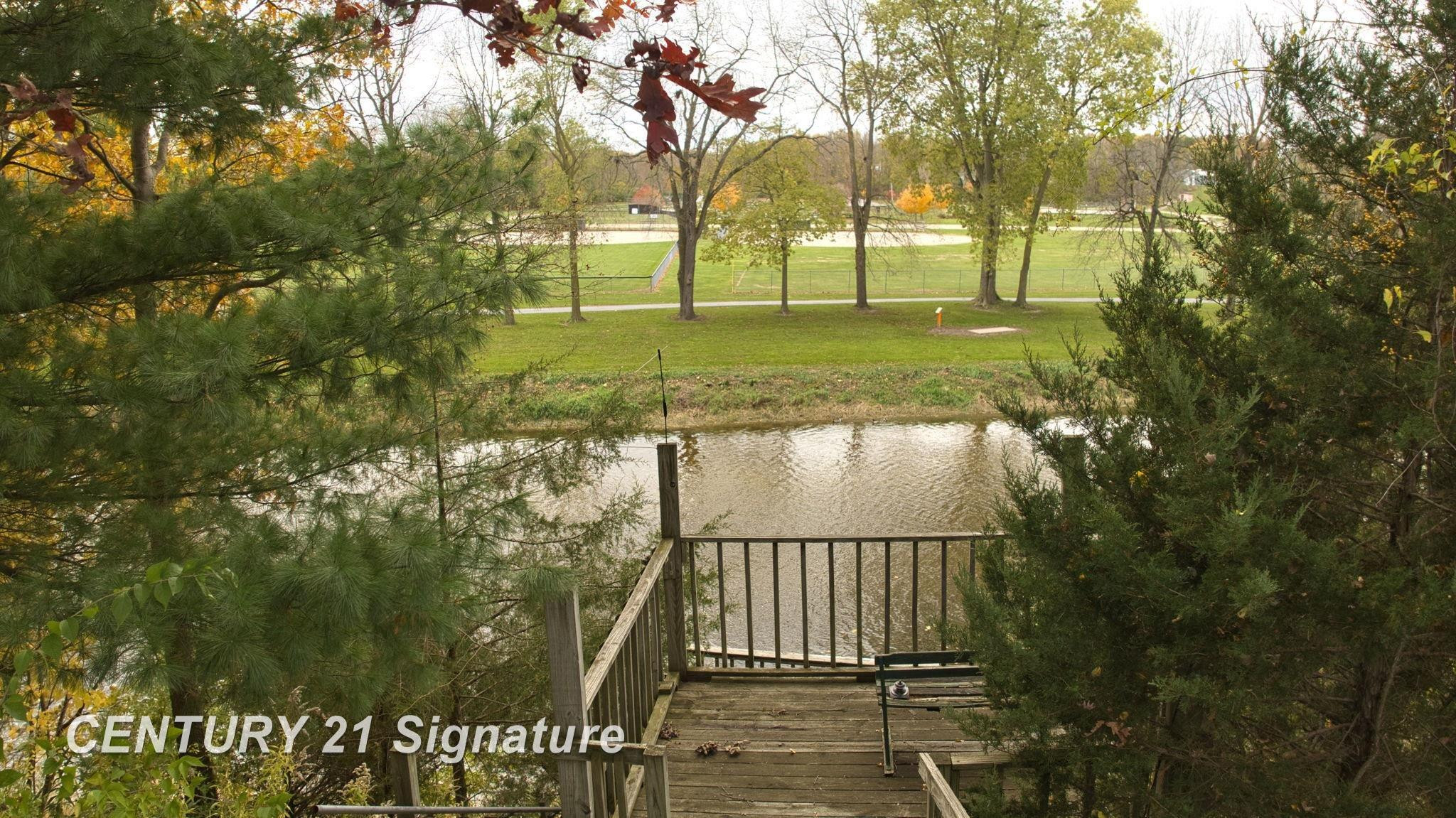 766 S Main Street, Chesaning, MI 48616 — Photo 15