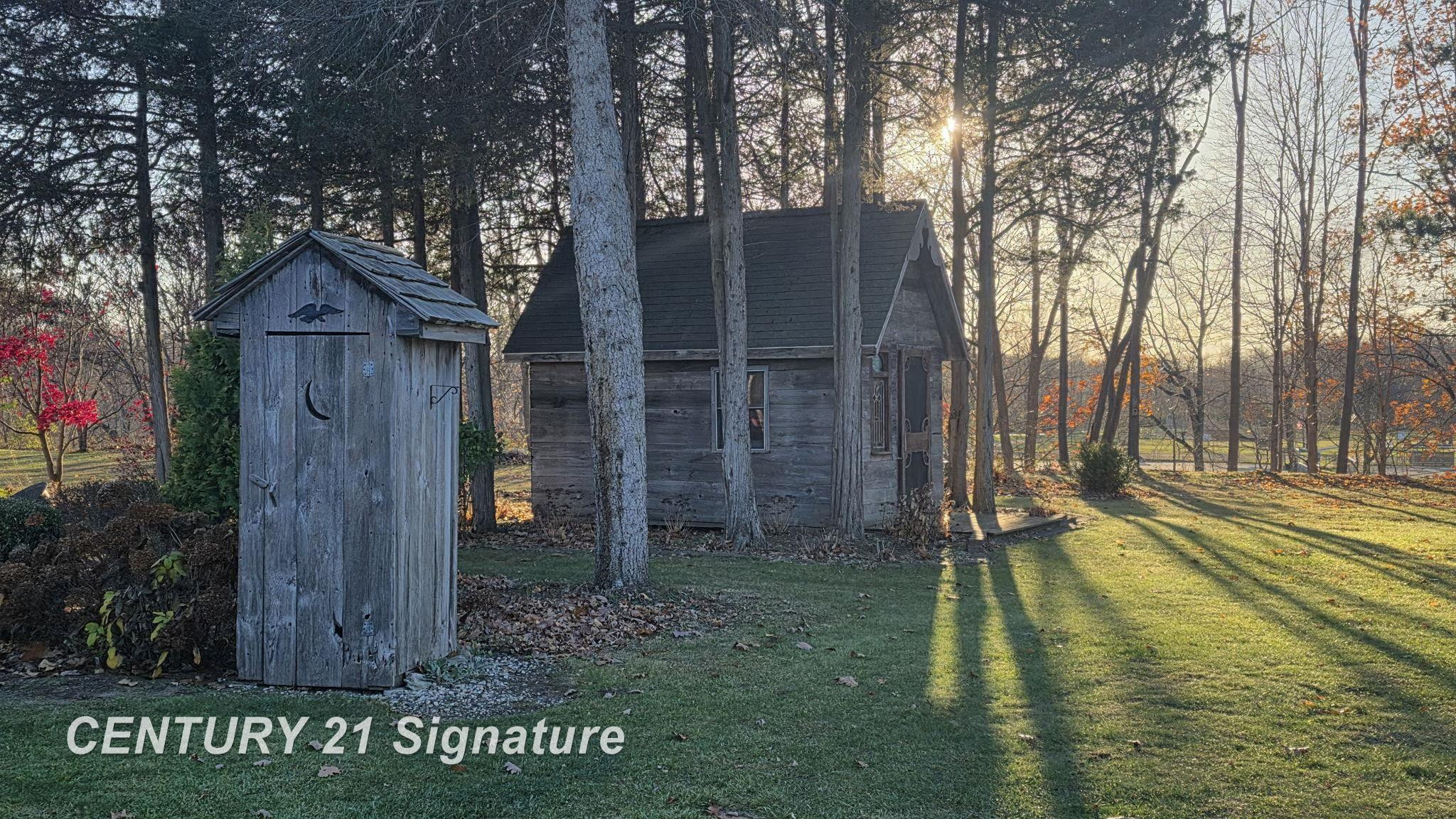 766 S Main Street, Chesaning, MI 48616 — Photo 17