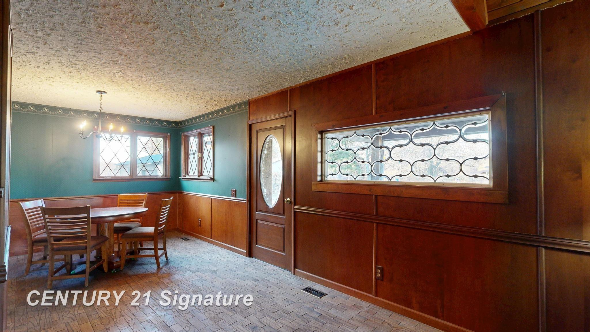 766 S Main Street, Chesaning, MI 48616 — Photo 26