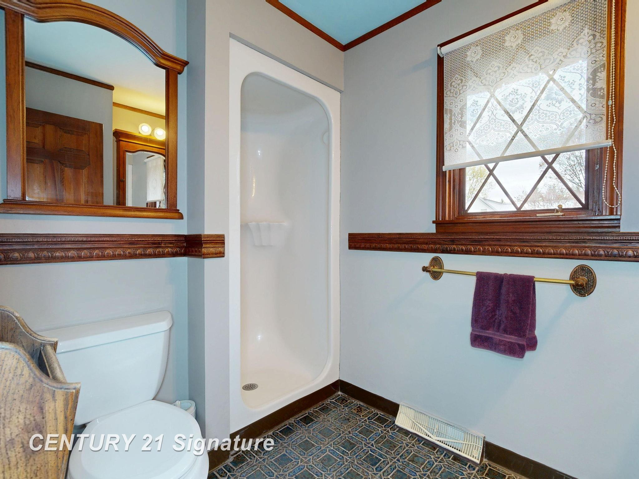 766 S Main Street, Chesaning, MI 48616 — Photo 33
