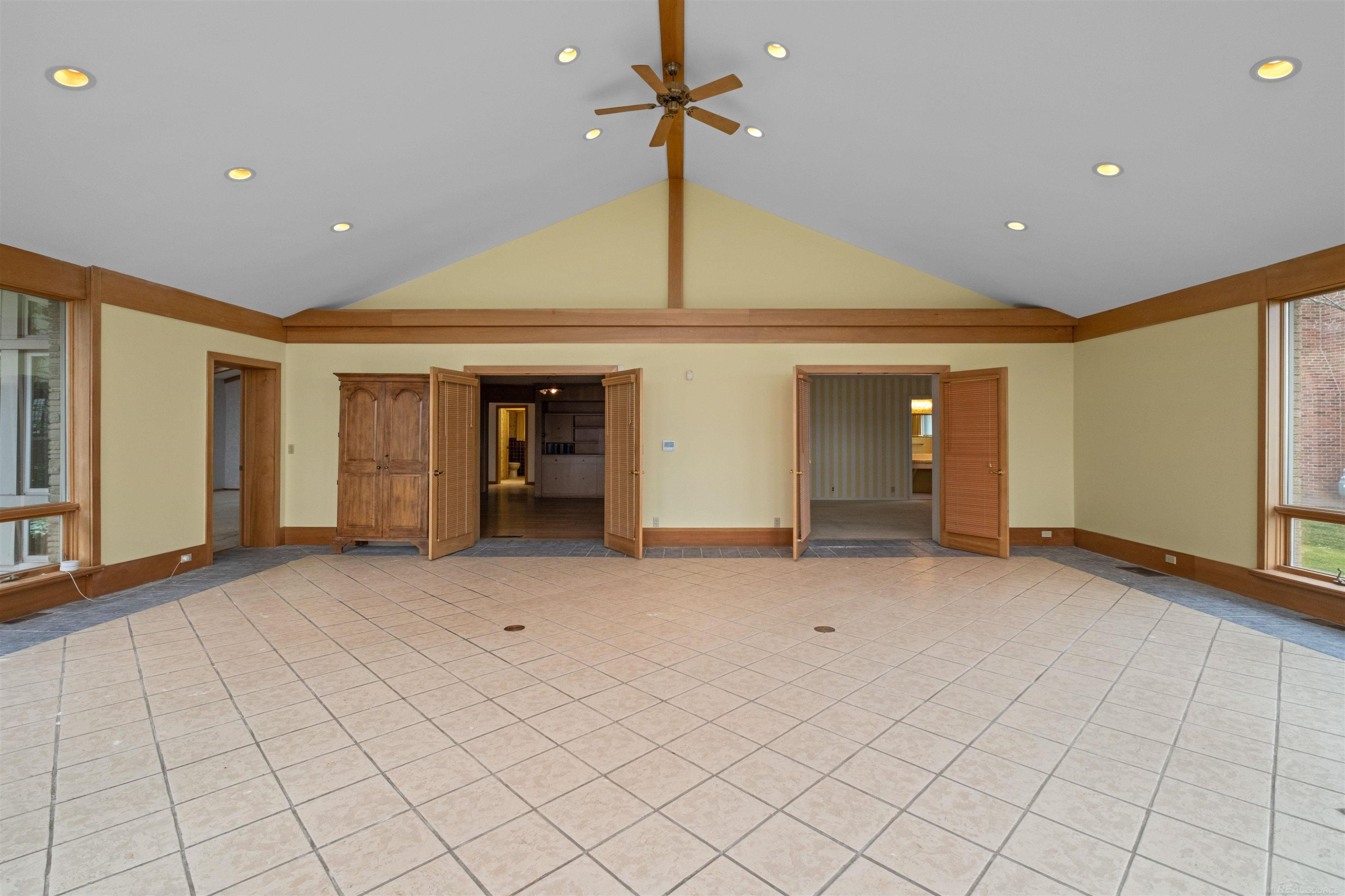 801 Park Lane, Grosse Pointe Park, MI 48230 — Photo 20