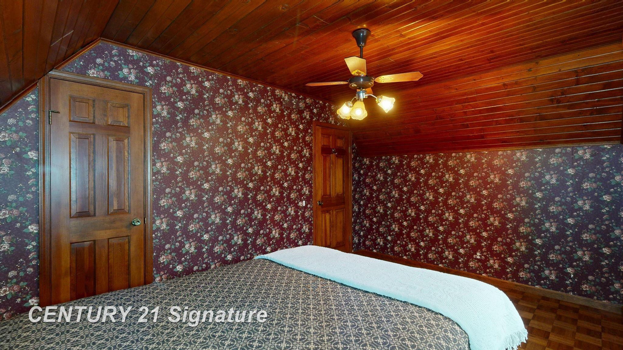 766 S Main Street, Chesaning, MI 48616 — Photo 37