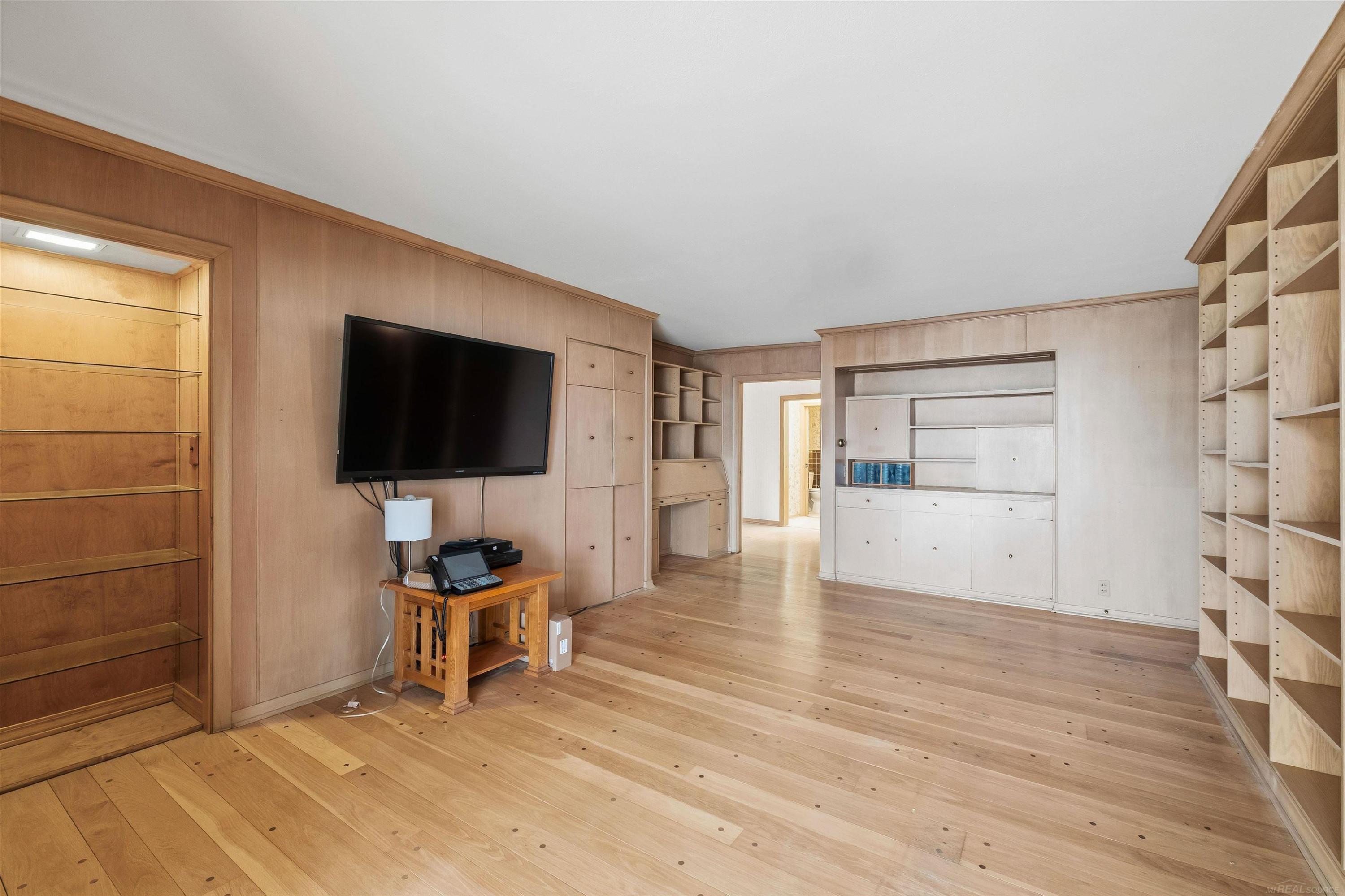 801 Park Lane, Grosse Pointe Park, MI 48230 — Photo 22
