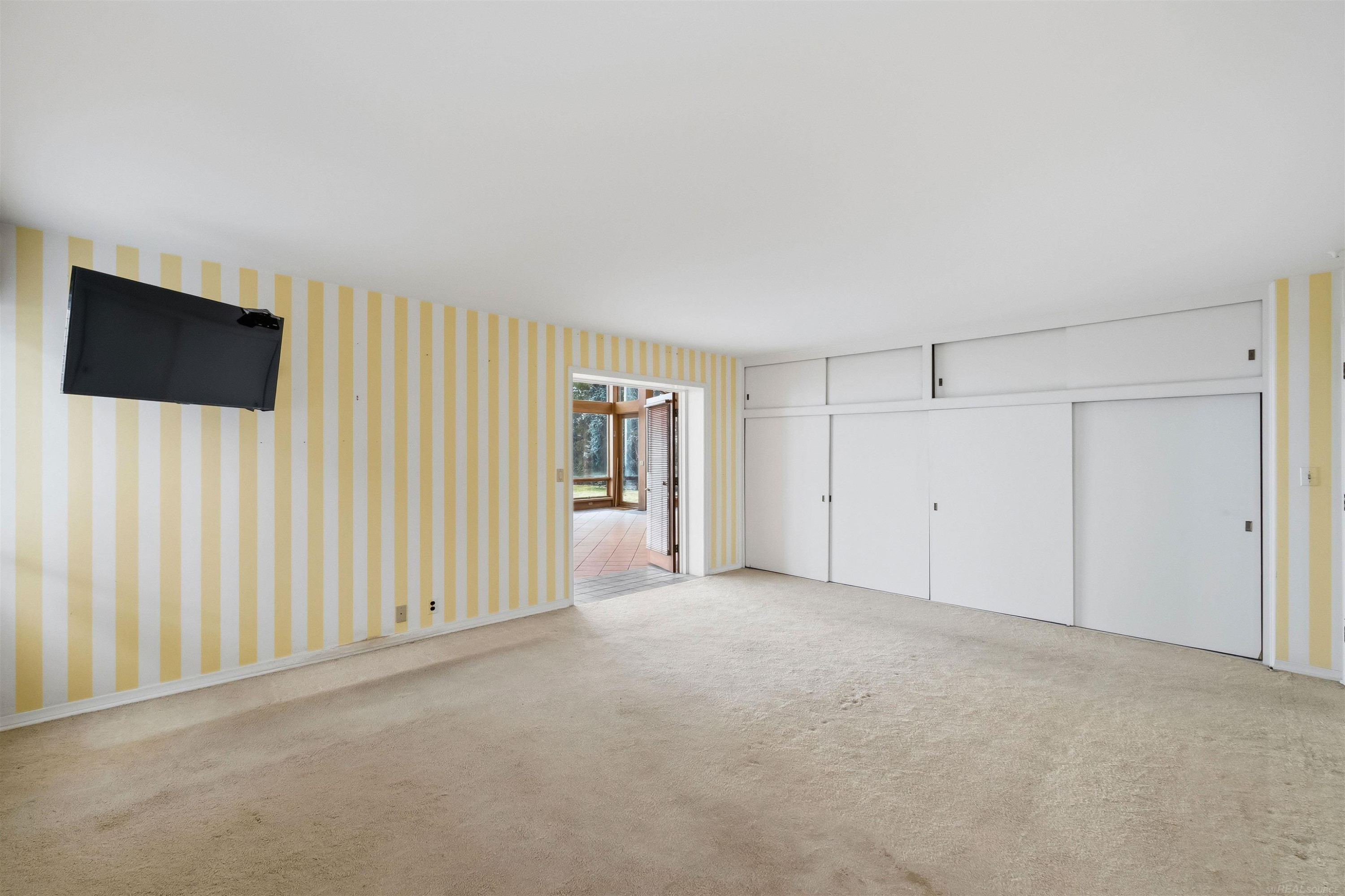 801 Park Lane, Grosse Pointe Park, MI 48230 — Photo 37