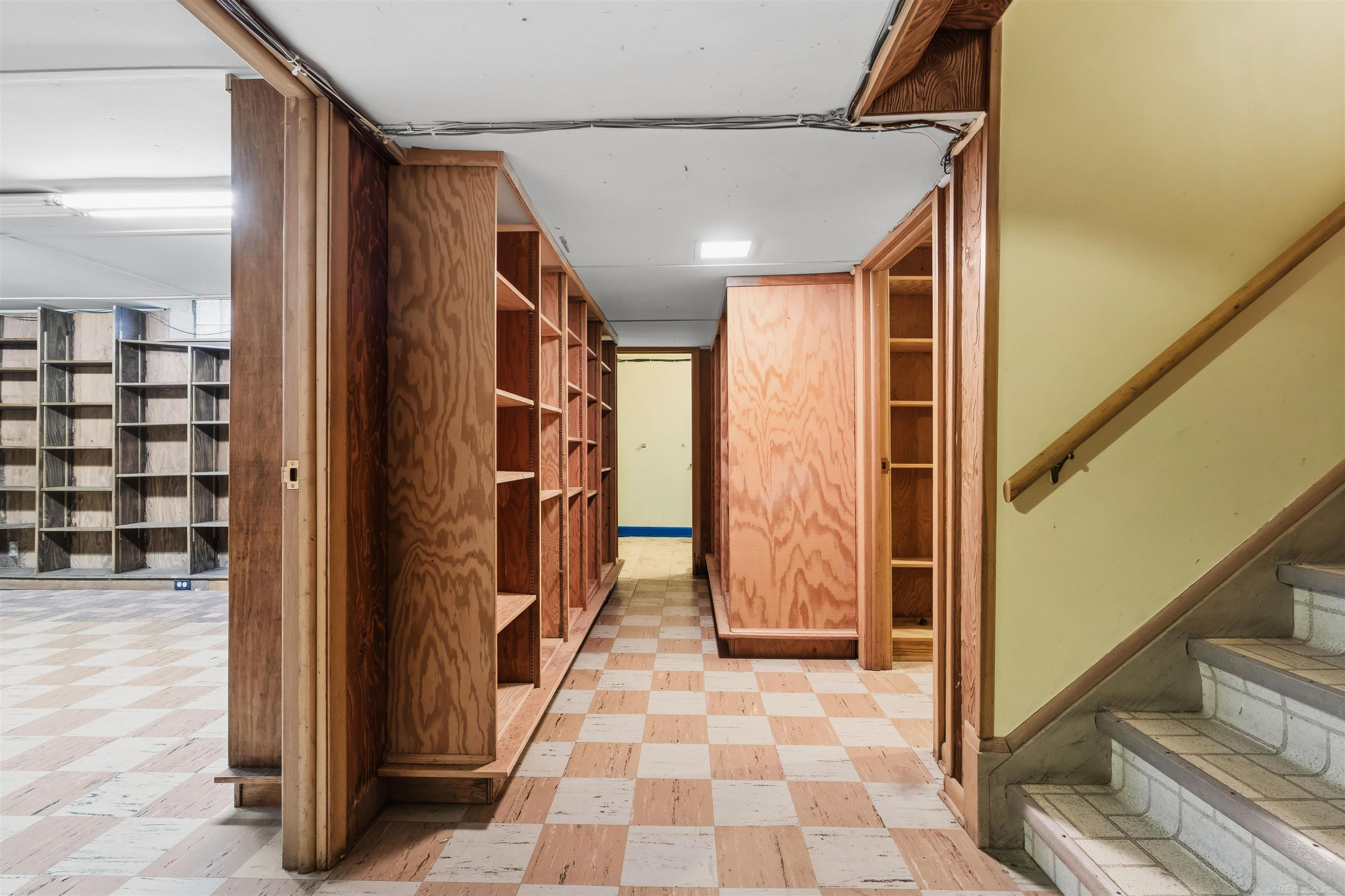 801 Park Lane, Grosse Pointe Park, MI 48230 — Photo 47