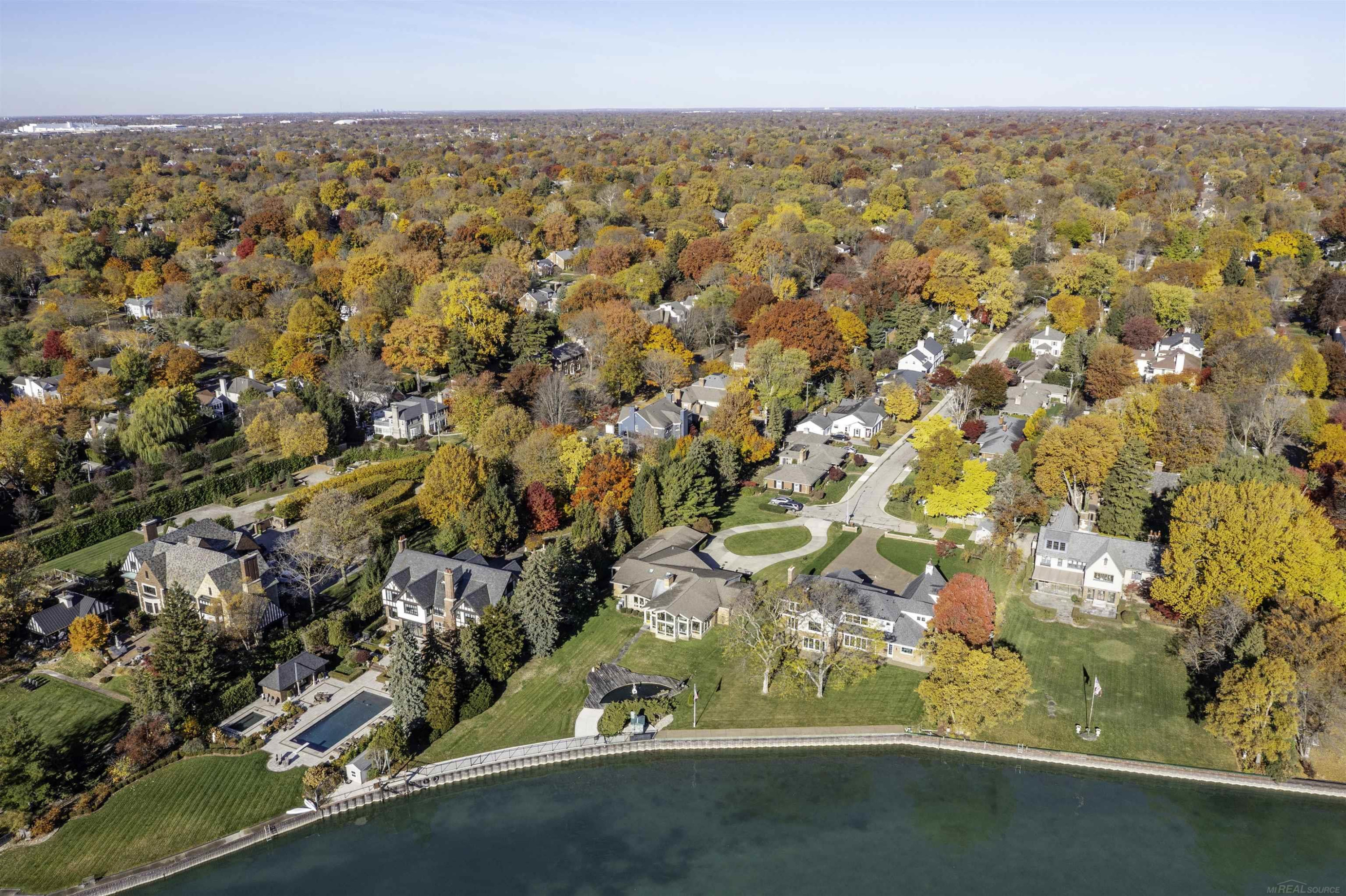 801 Park Lane, Grosse Pointe Park, MI 48230 — Photo 59