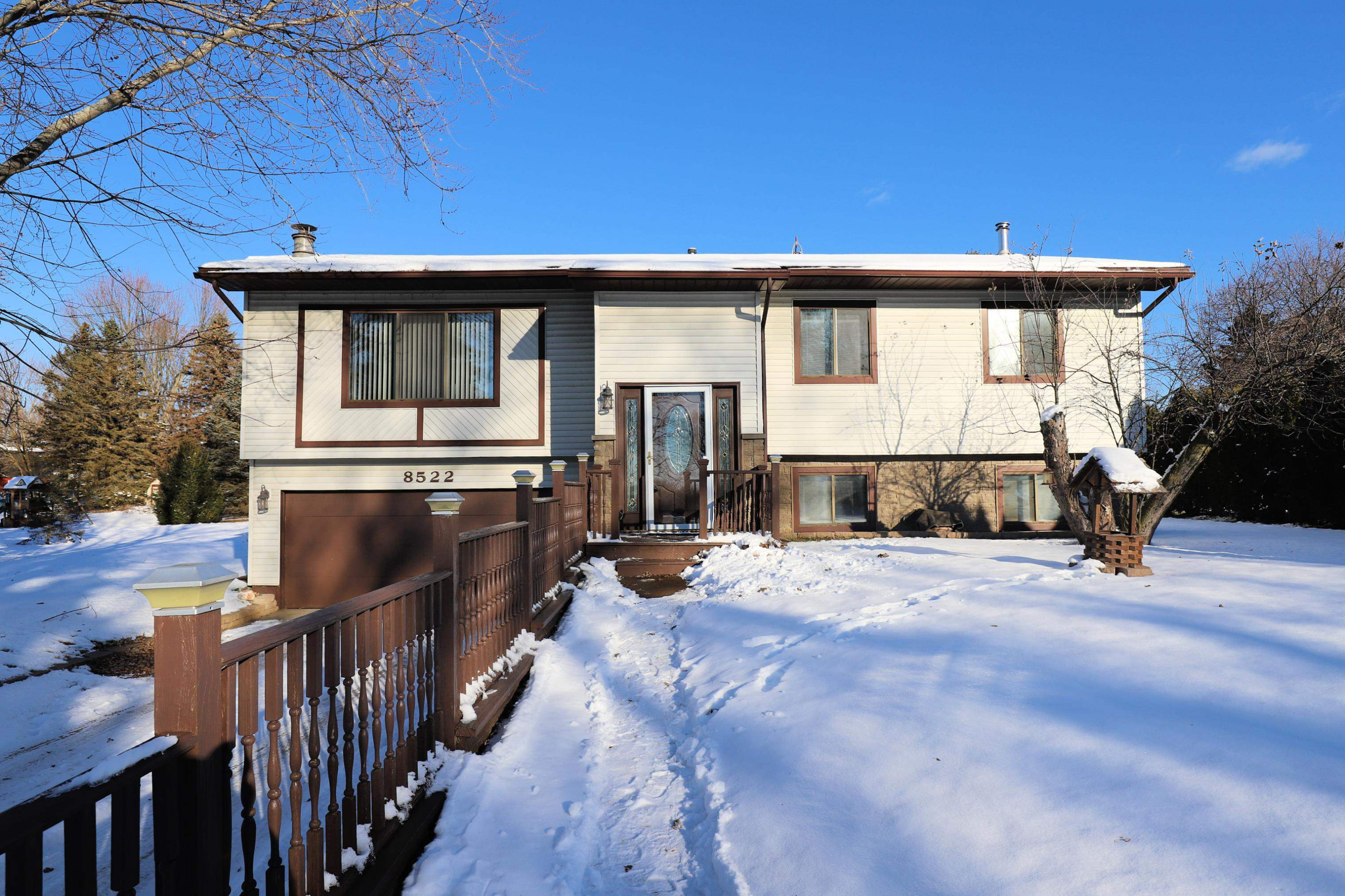 8522 Tim Tam Trail, Flushing, MI 48433 — front exterior